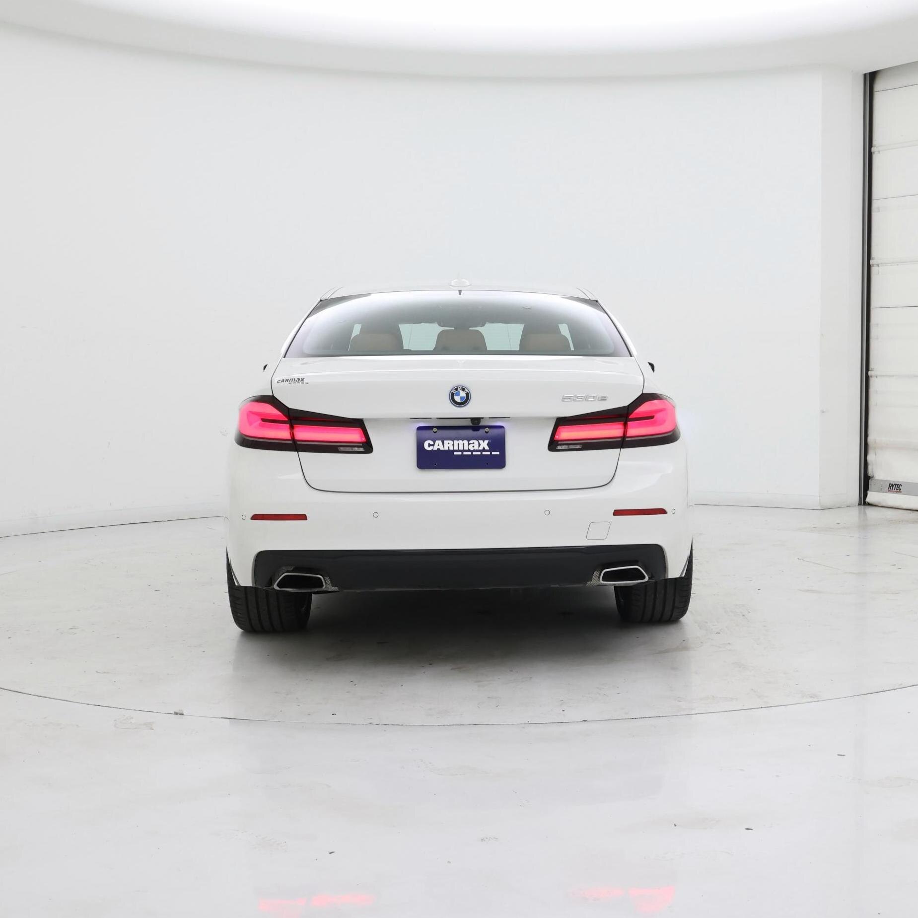 Thumbnail: 2023 BMW 5 Series - 6