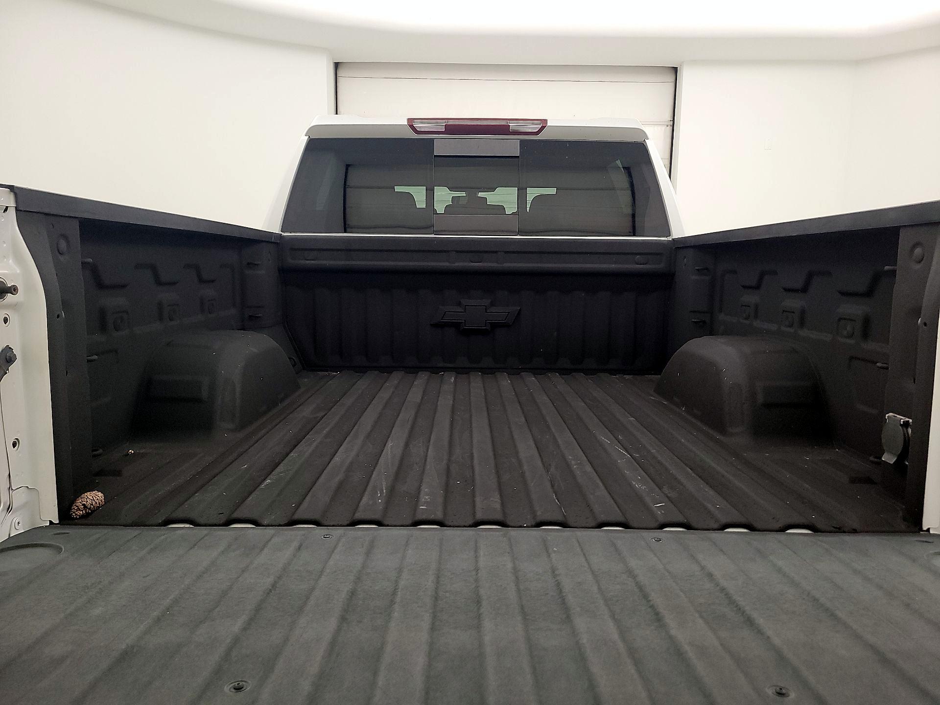 Thumbnail: 2020 Chevrolet Silverado 1500 - 20