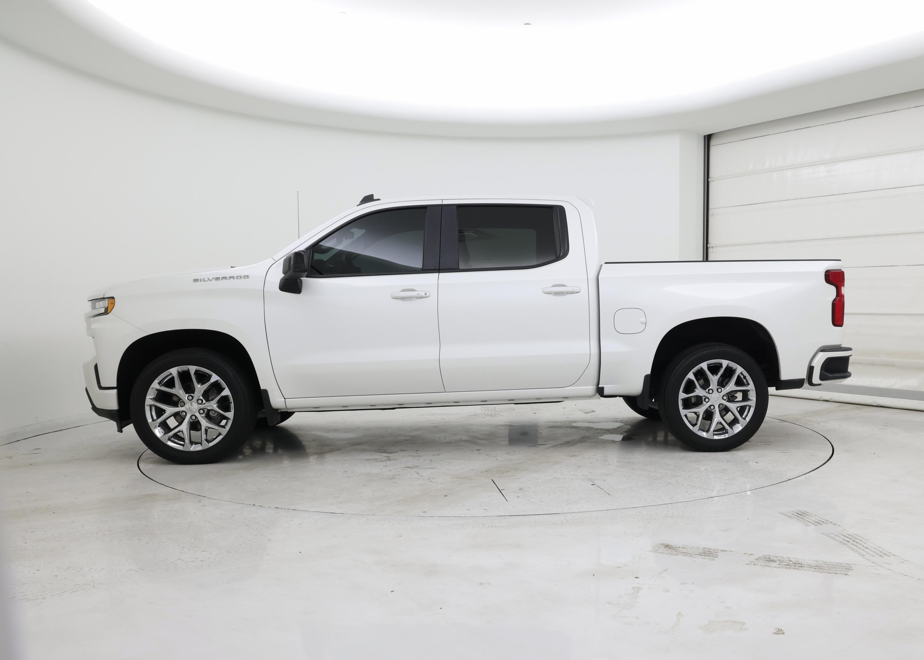 Thumbnail: 2020 Chevrolet Silverado 1500 - 3