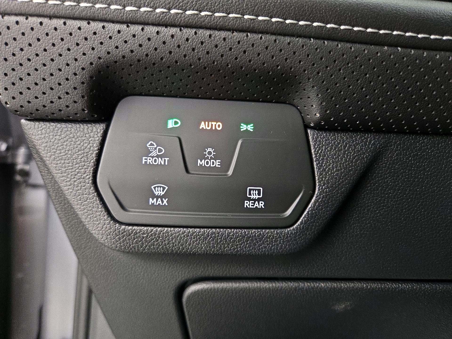 Thumbnail: 2024 Volkswagen Atlas - 13