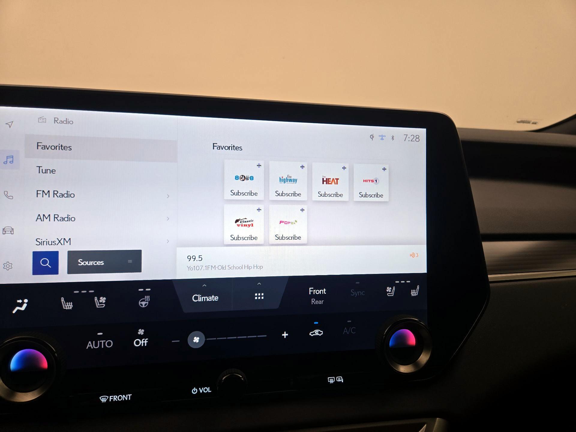 Thumbnail: 2024 Lexus RX - 16