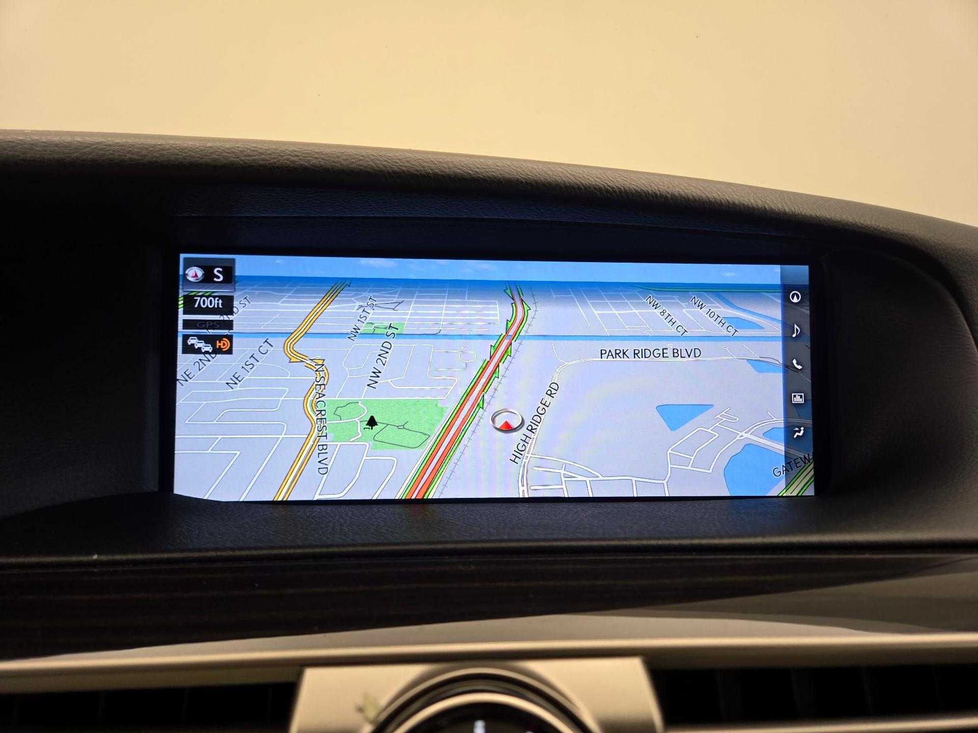 Thumbnail: 2016 Lexus LS - 14