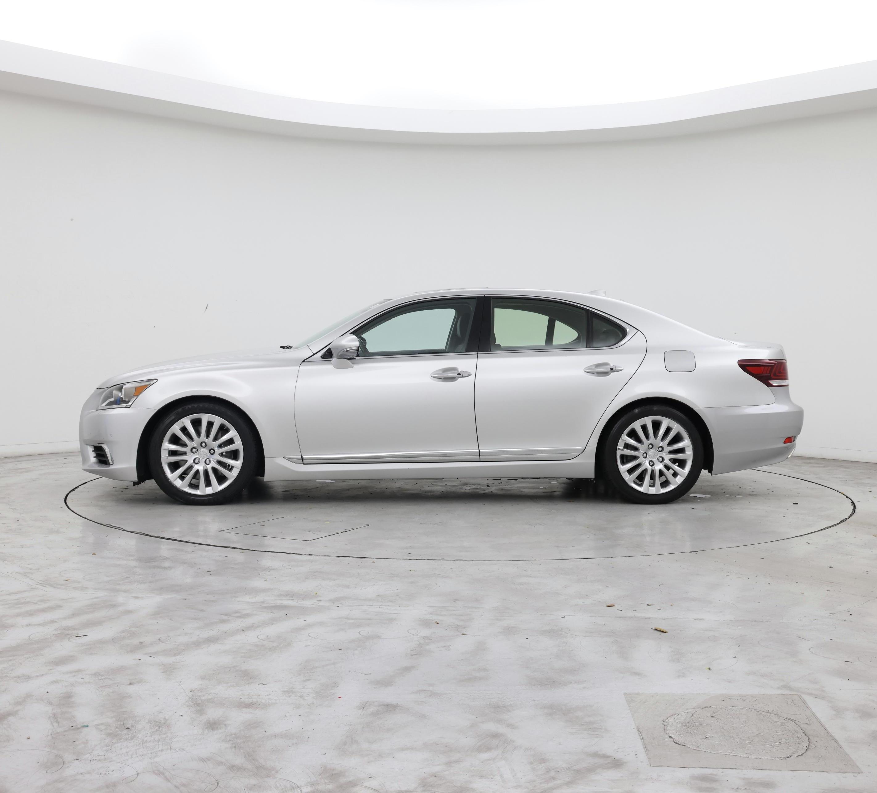 Thumbnail: 2016 Lexus LS - 3