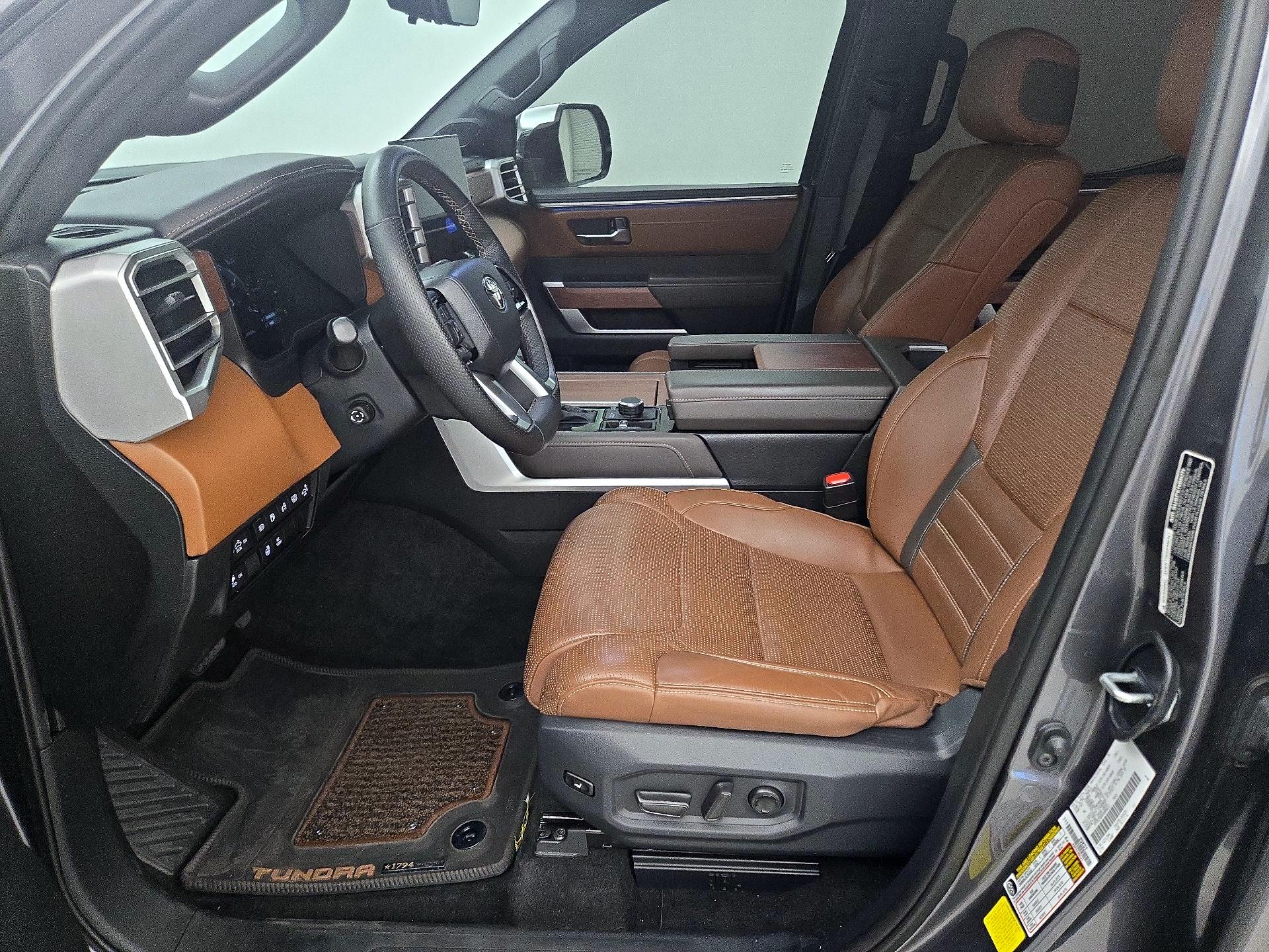 Thumbnail: 2022 Toyota Tundra - 11