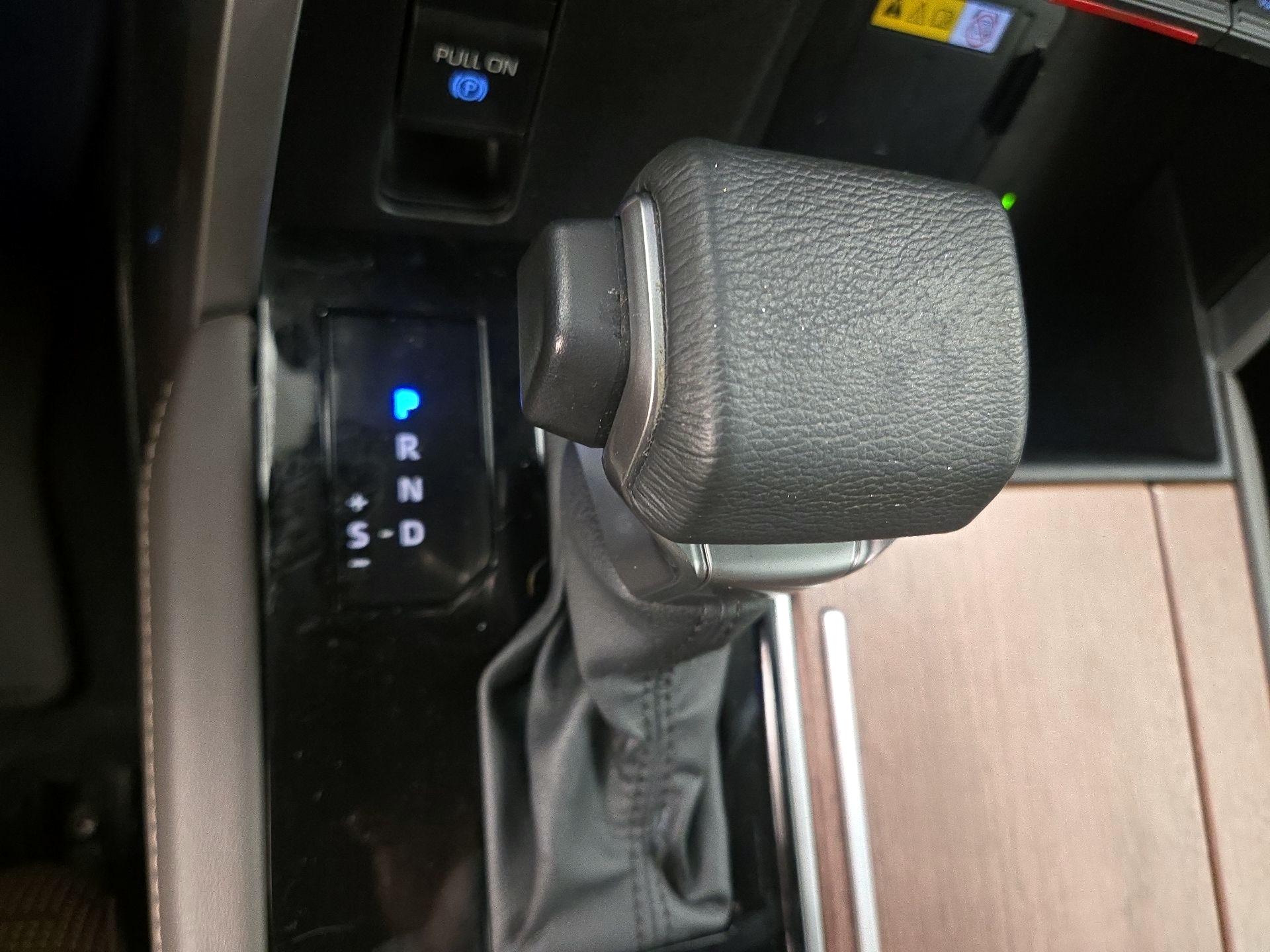 Thumbnail: 2022 Toyota Tundra - 17