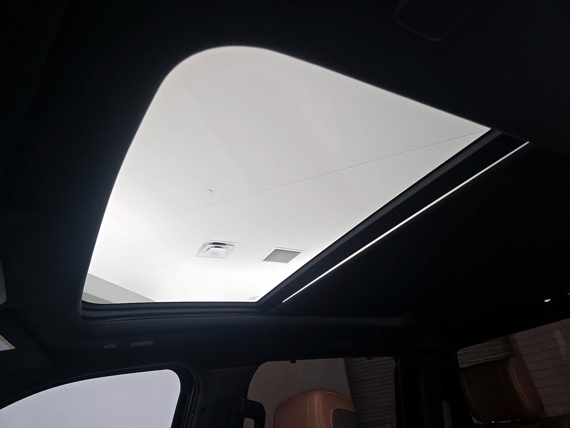 Thumbnail: 2022 Toyota Tundra - 19