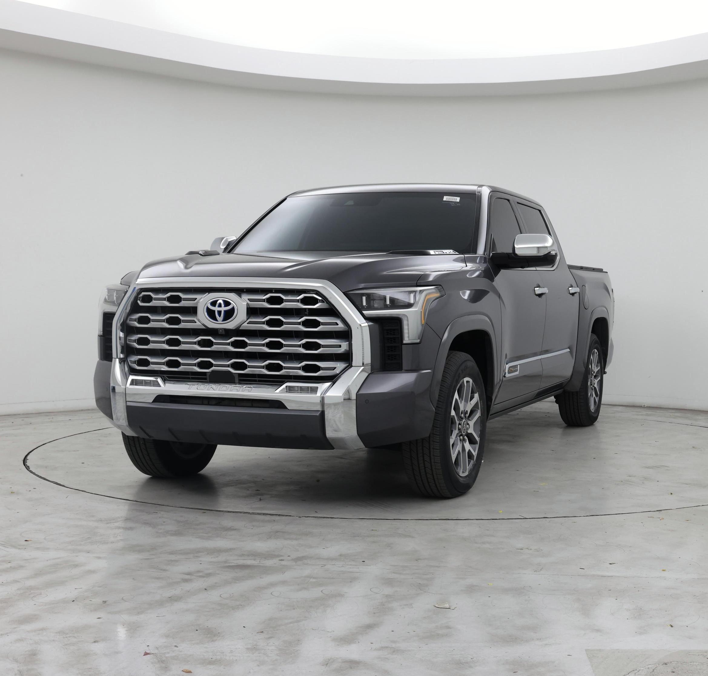Thumbnail: 2022 Toyota Tundra - 4