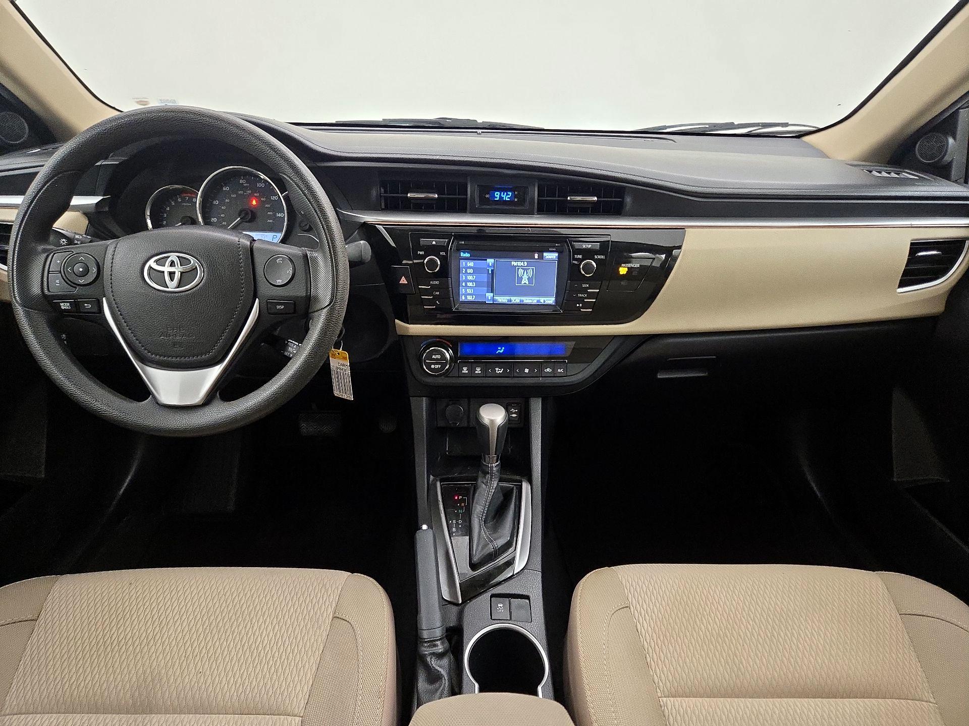 Thumbnail: 2015 Toyota Corolla - 9