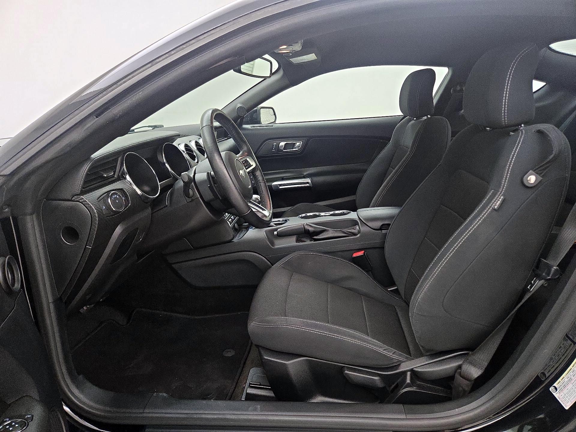 Thumbnail: 2017 Ford Mustang - 11