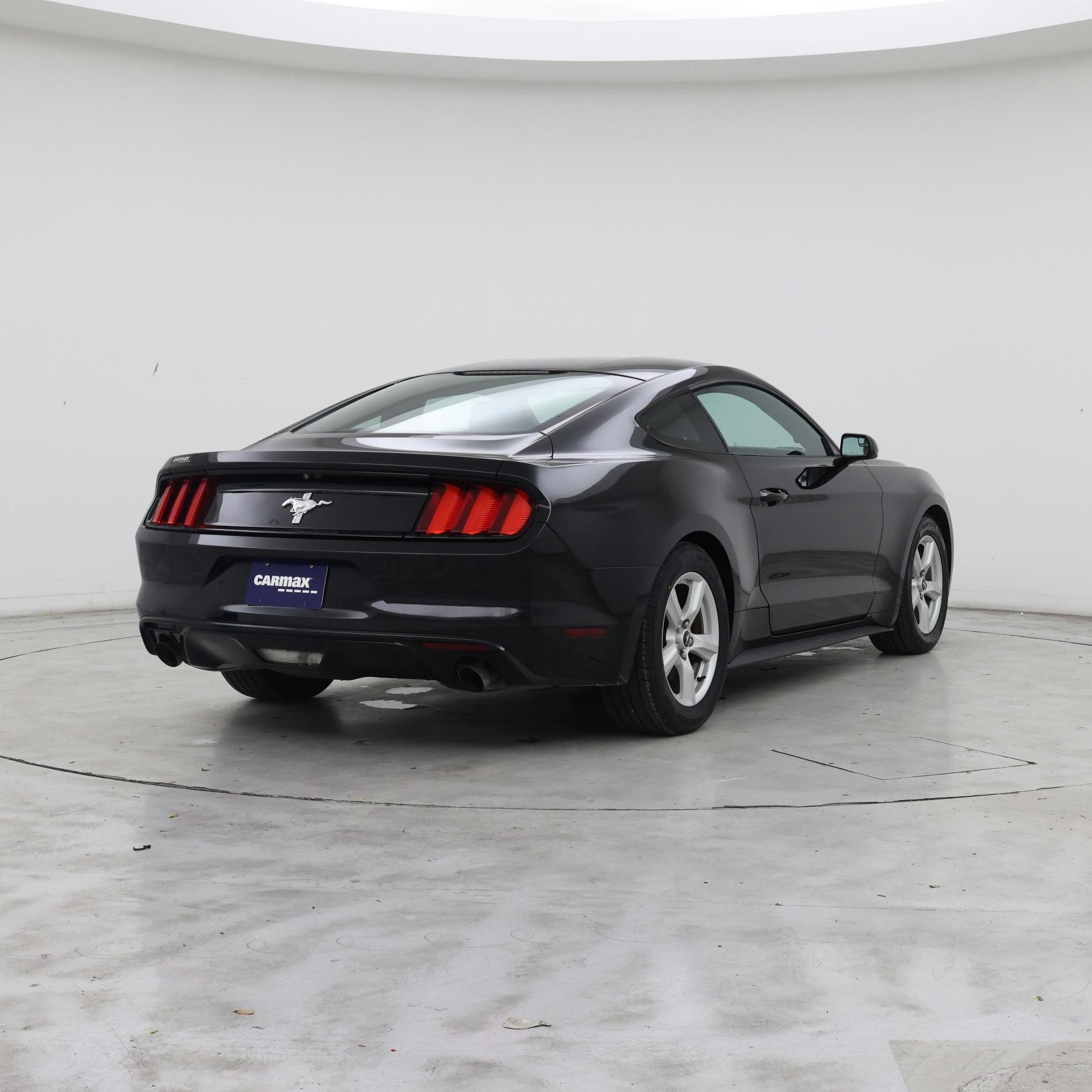 Thumbnail: 2017 Ford Mustang - 8