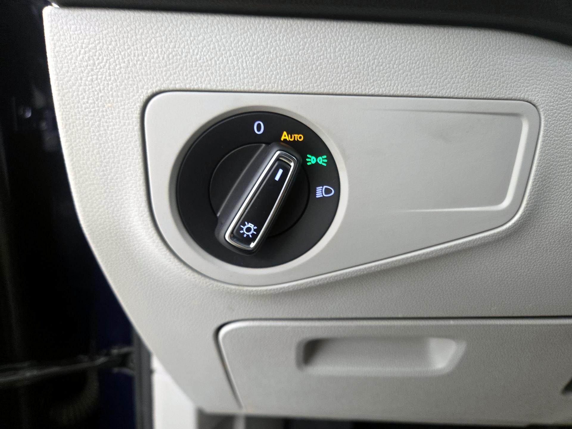 Thumbnail: 2023 Volkswagen Tiguan - 13