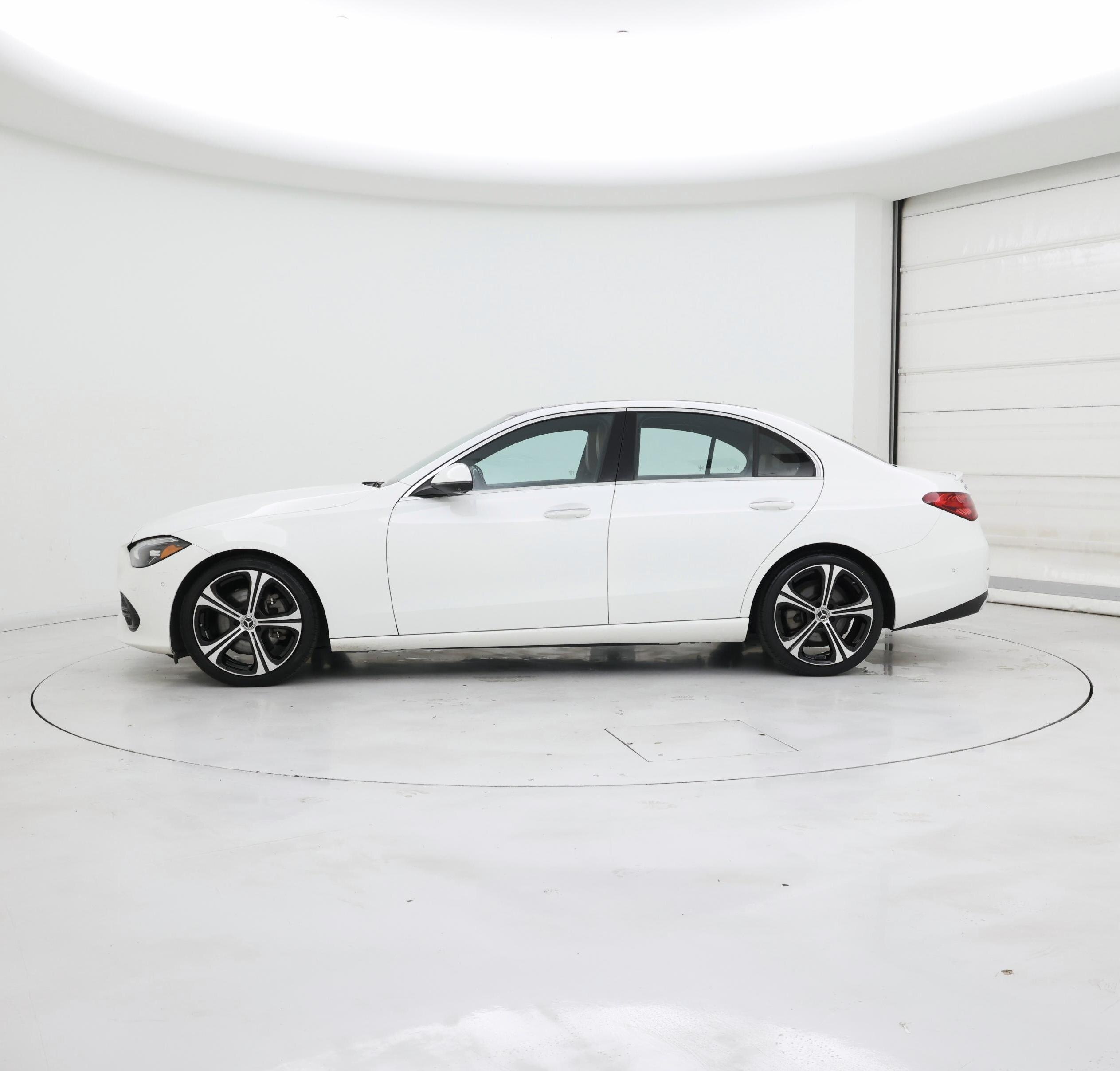 Thumbnail: 2023 Mercedes-Benz C-Class - 3