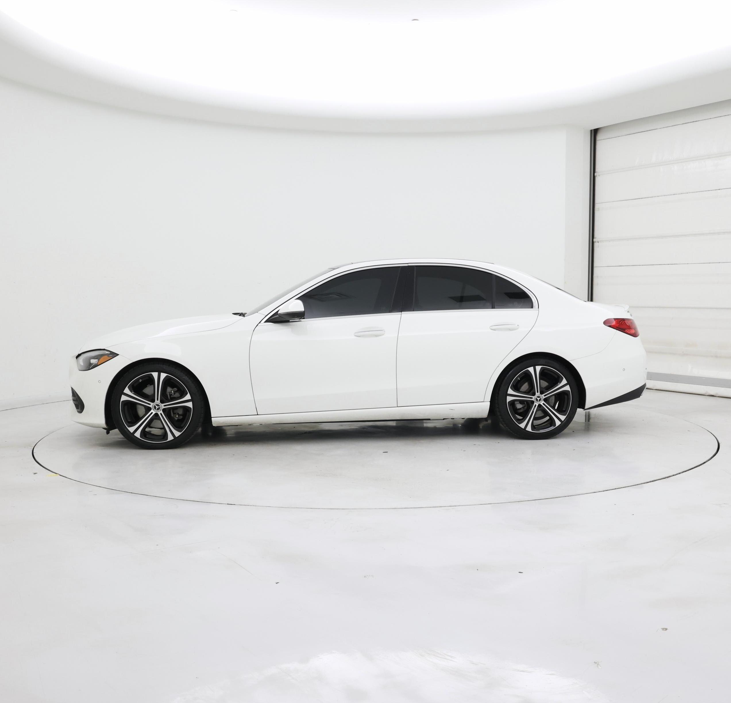 Thumbnail: 2023 Mercedes-Benz C-Class - 3