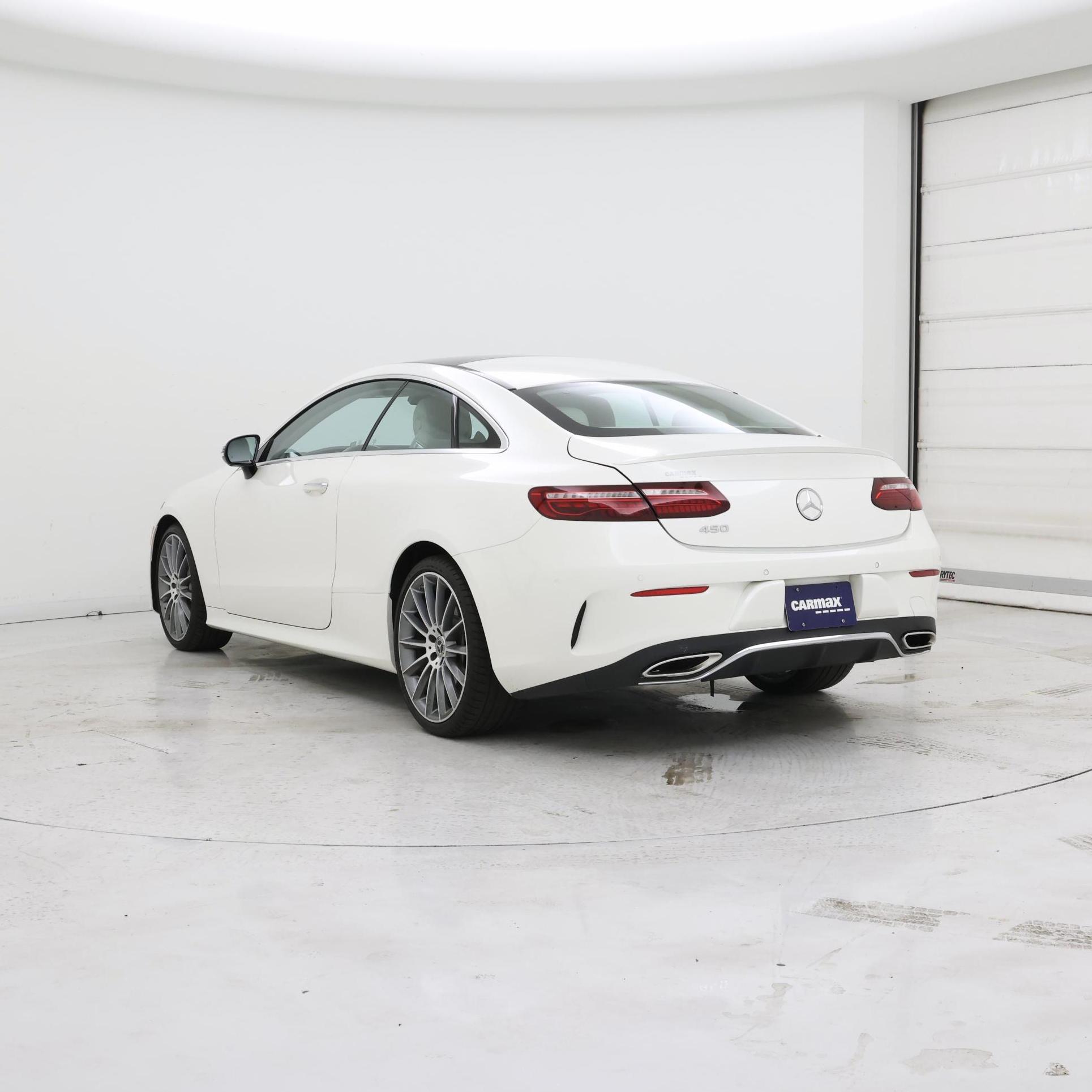 Thumbnail: 2021 Mercedes-Benz E-Class - 2