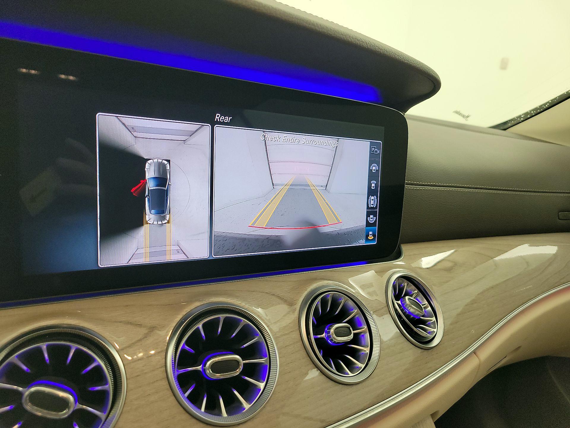 Thumbnail: 2020 Mercedes-Benz E-Class - 15