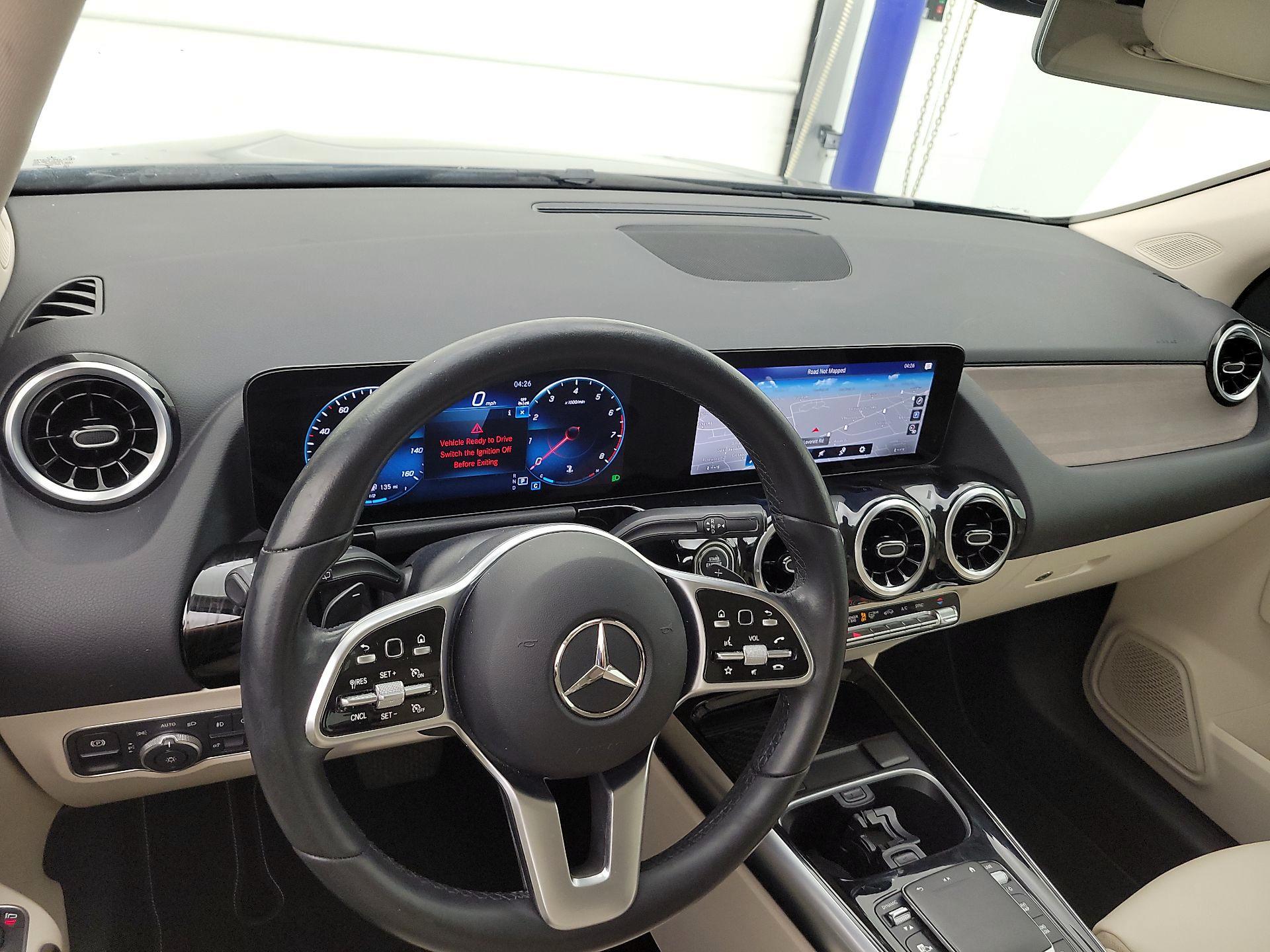 Thumbnail: 2023 Mercedes-Benz GLA - 9