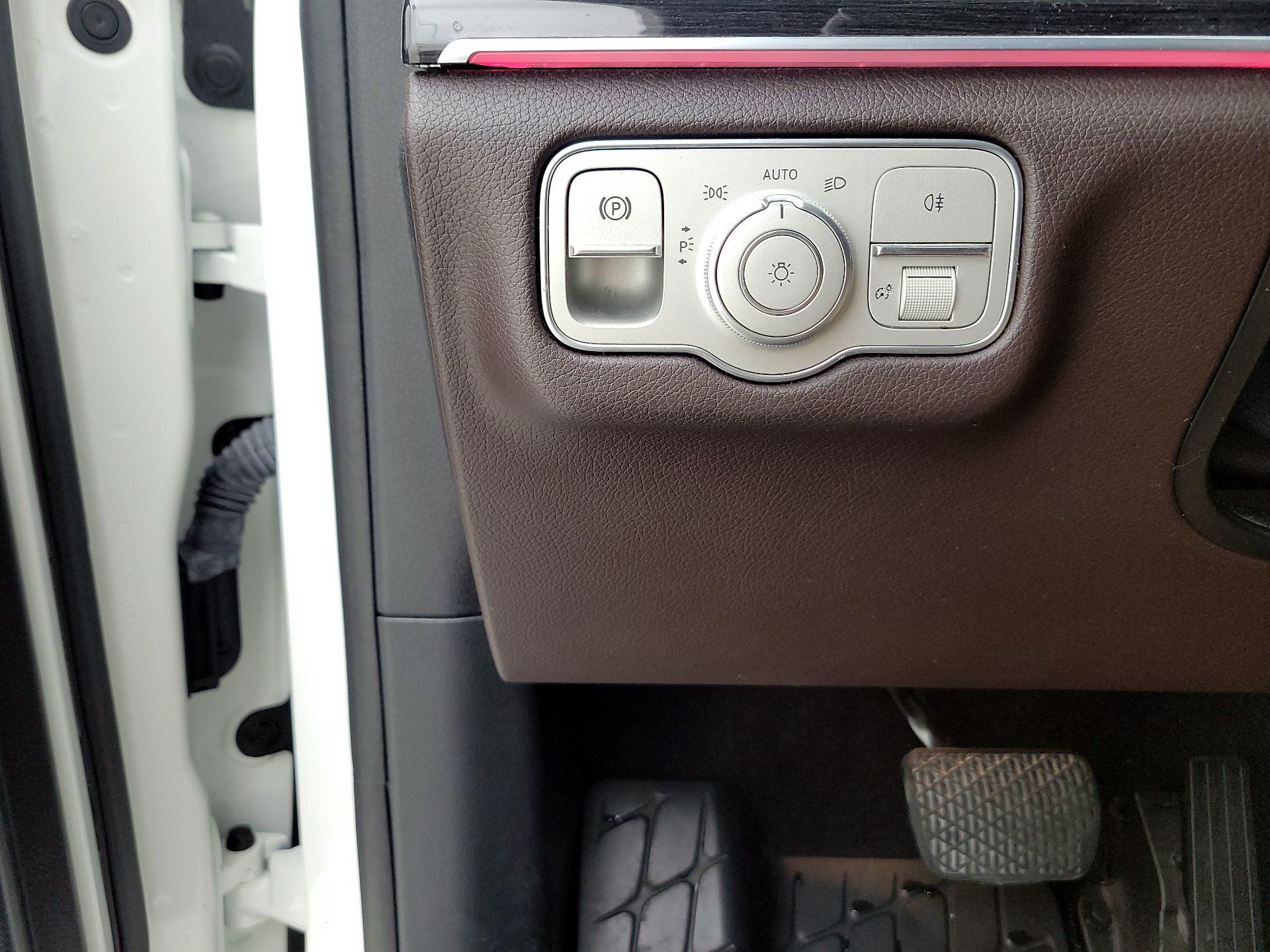 Thumbnail: 2022 Mercedes-Benz GLE - 13