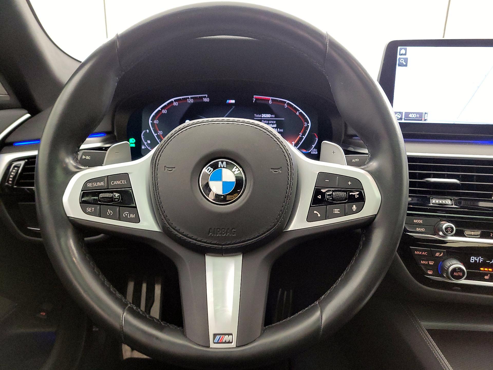 Thumbnail: 2023 BMW 5 Series - 10