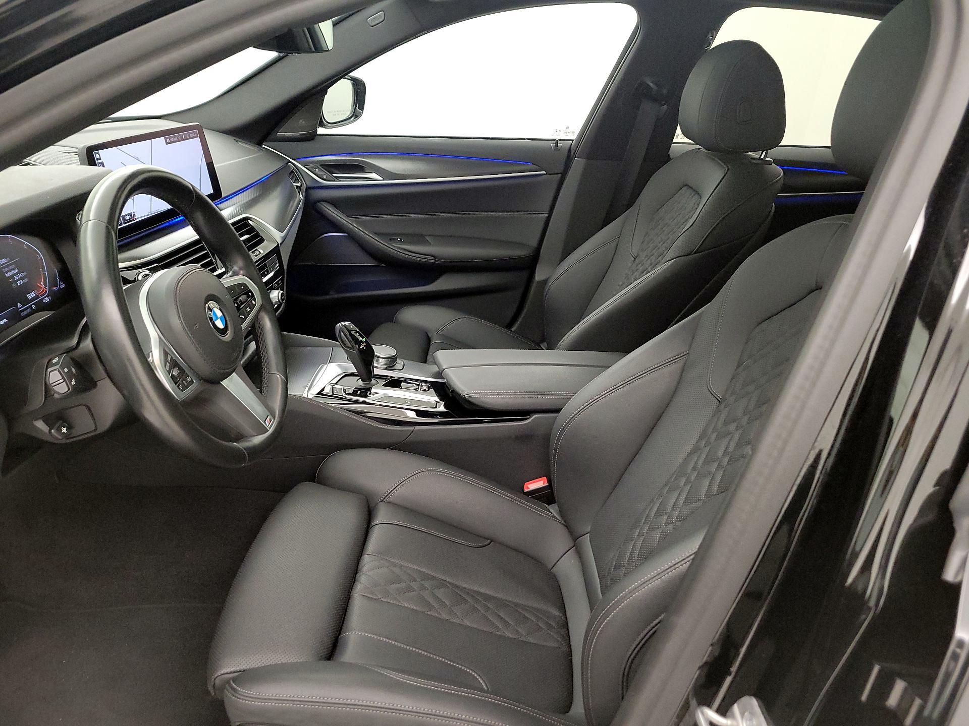 Thumbnail: 2023 BMW 5 Series - 11