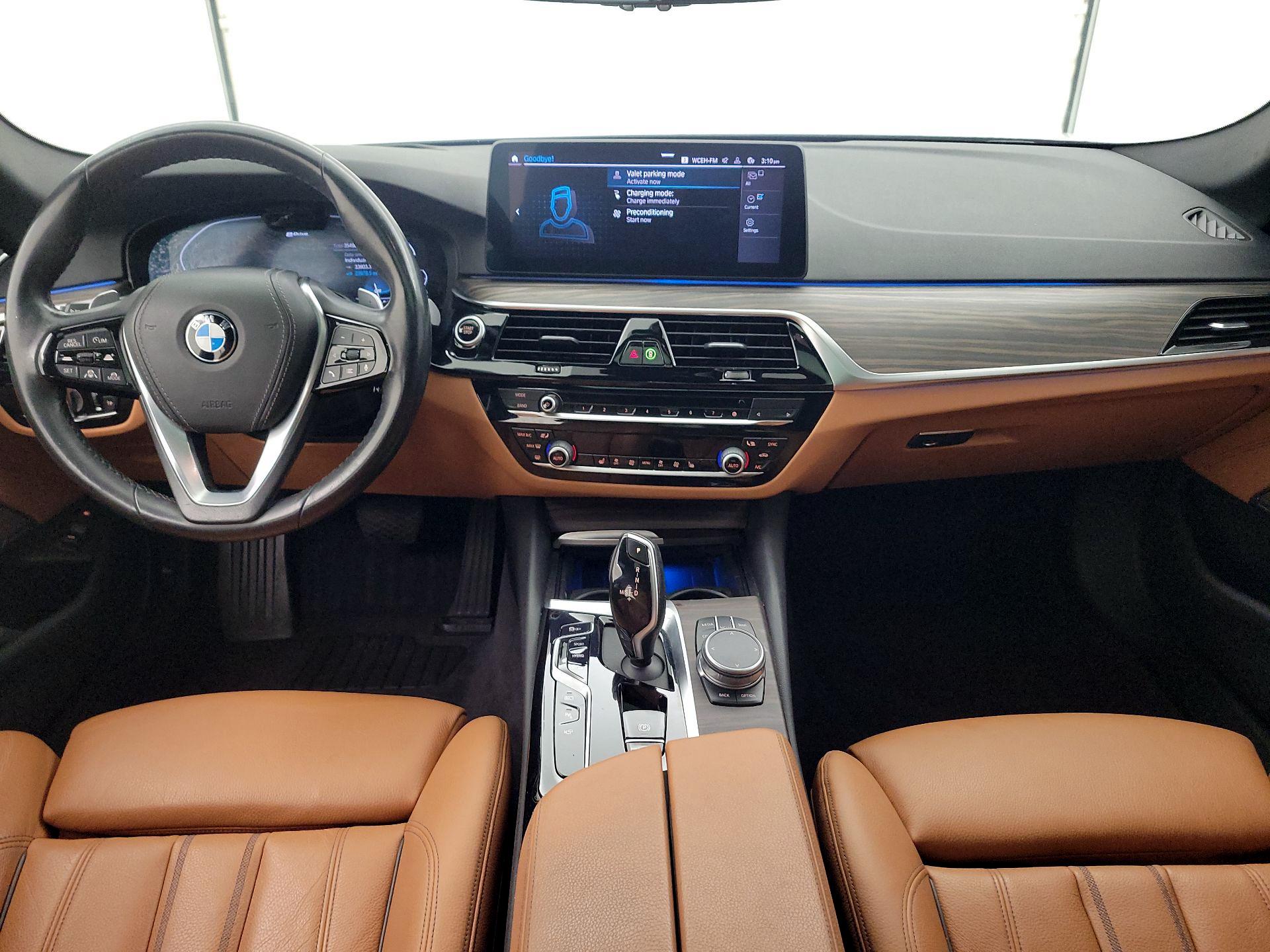 Thumbnail: 2021 BMW 5 Series - 9