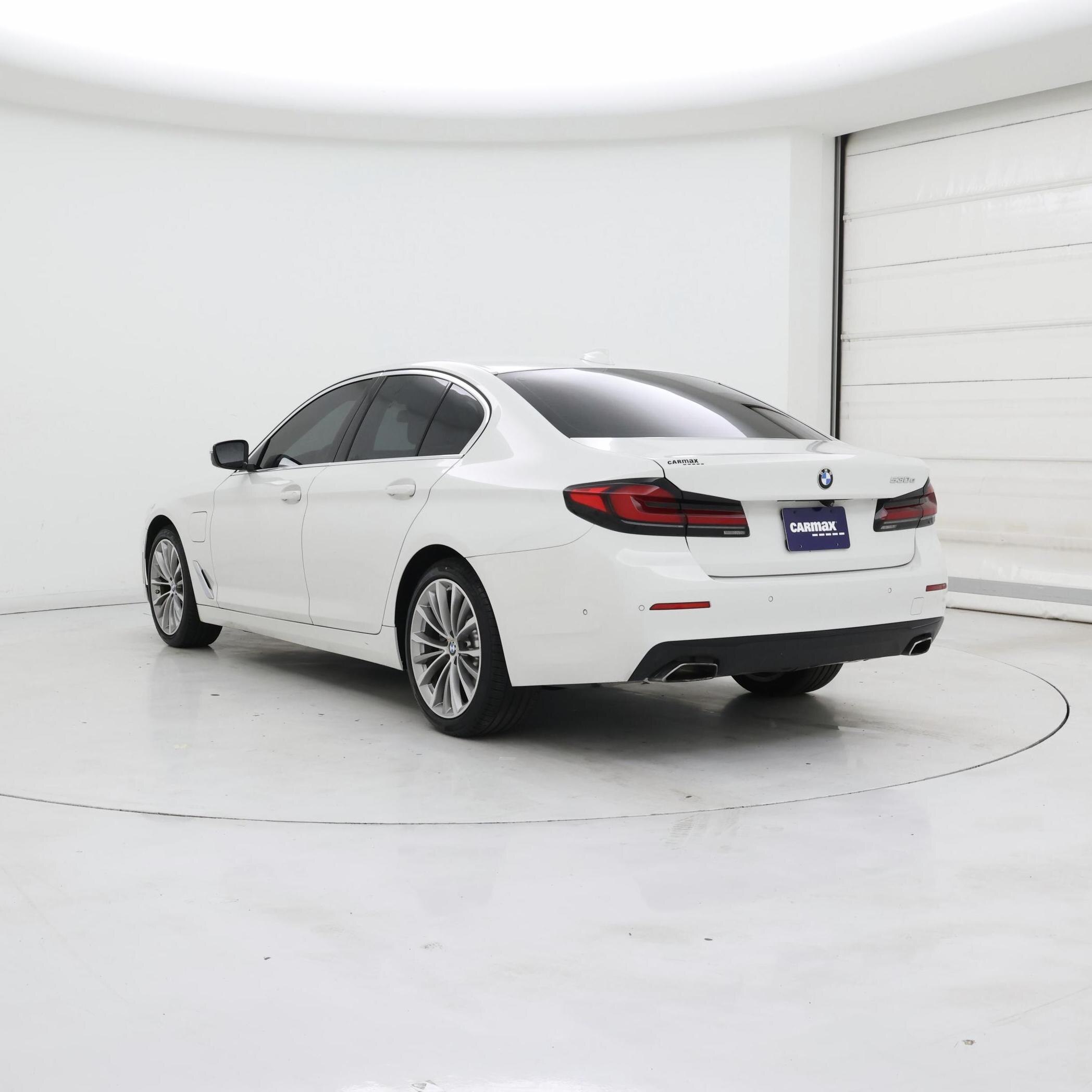 Thumbnail: 2021 BMW 5 Series - 2