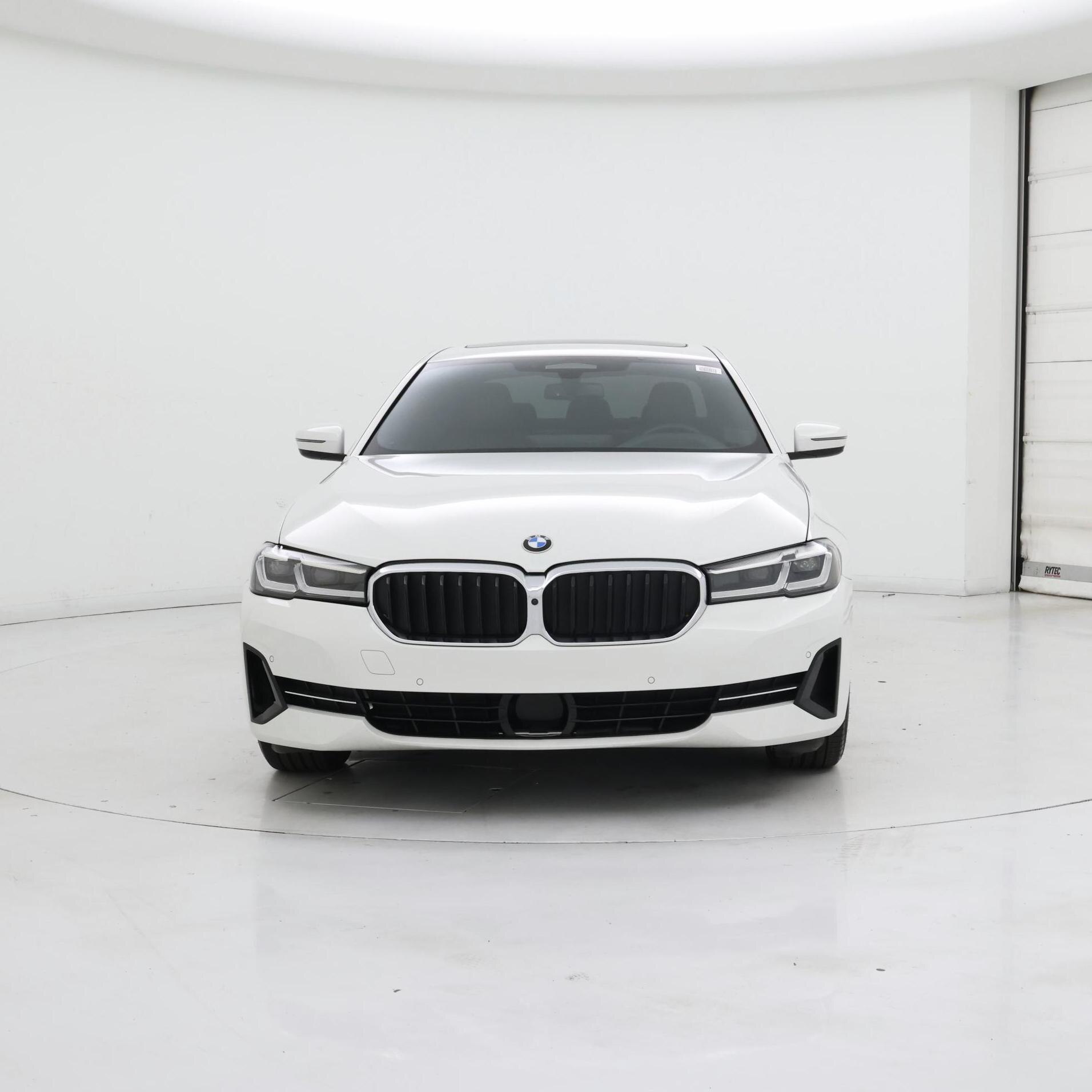 Thumbnail: 2021 BMW 5 Series - 5