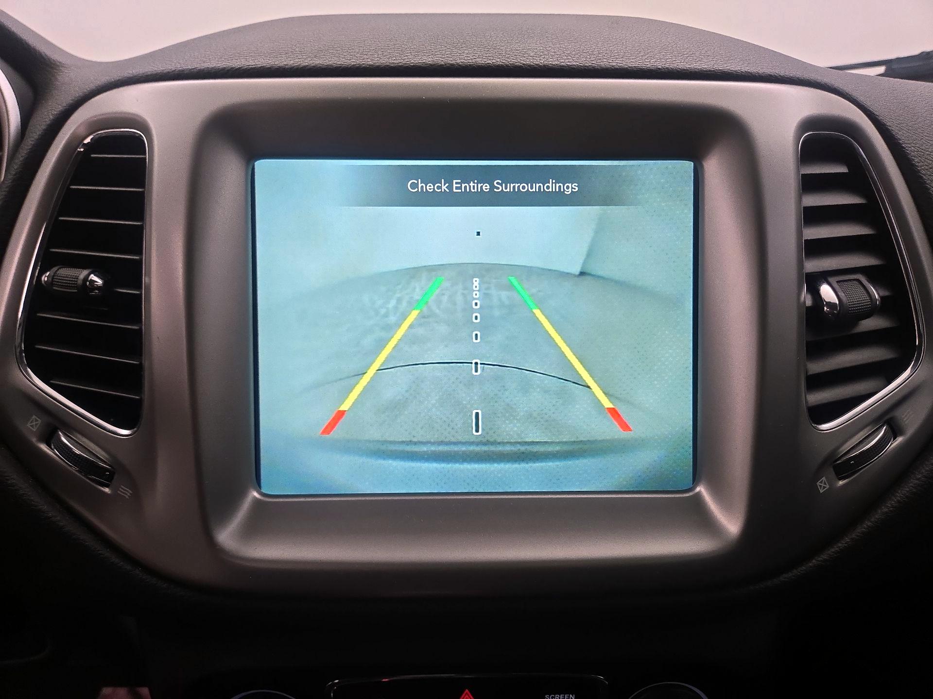 Thumbnail: 2018 Jeep Compass - 15