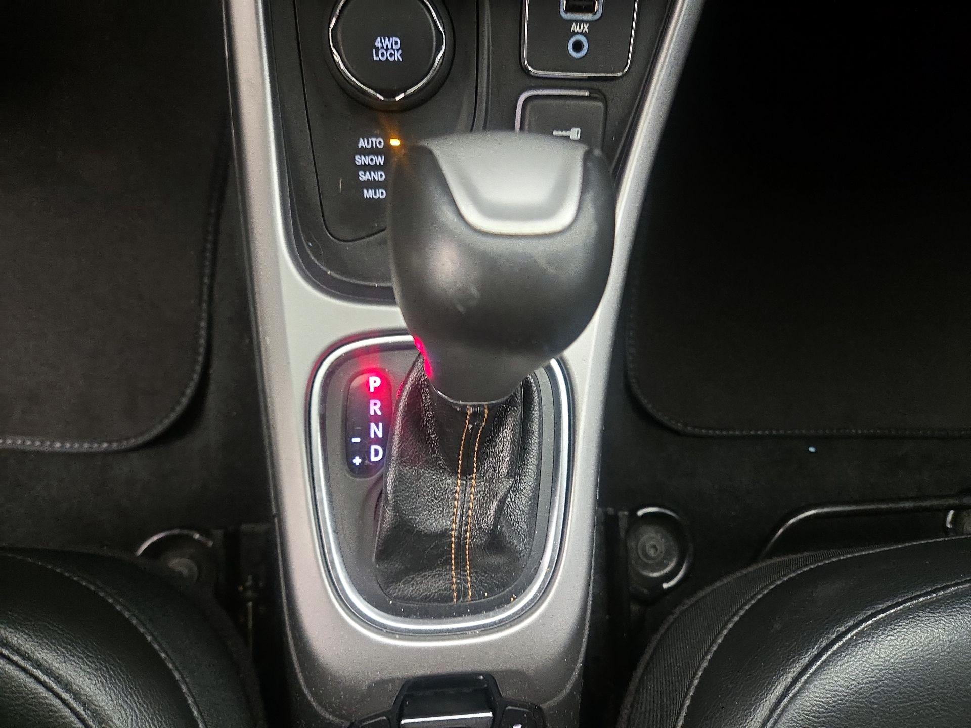 Thumbnail: 2018 Jeep Compass - 18