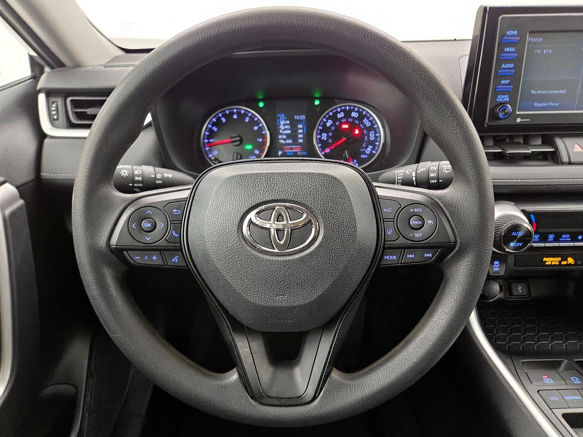 Thumbnail: 2020 Toyota RAV4 - 10