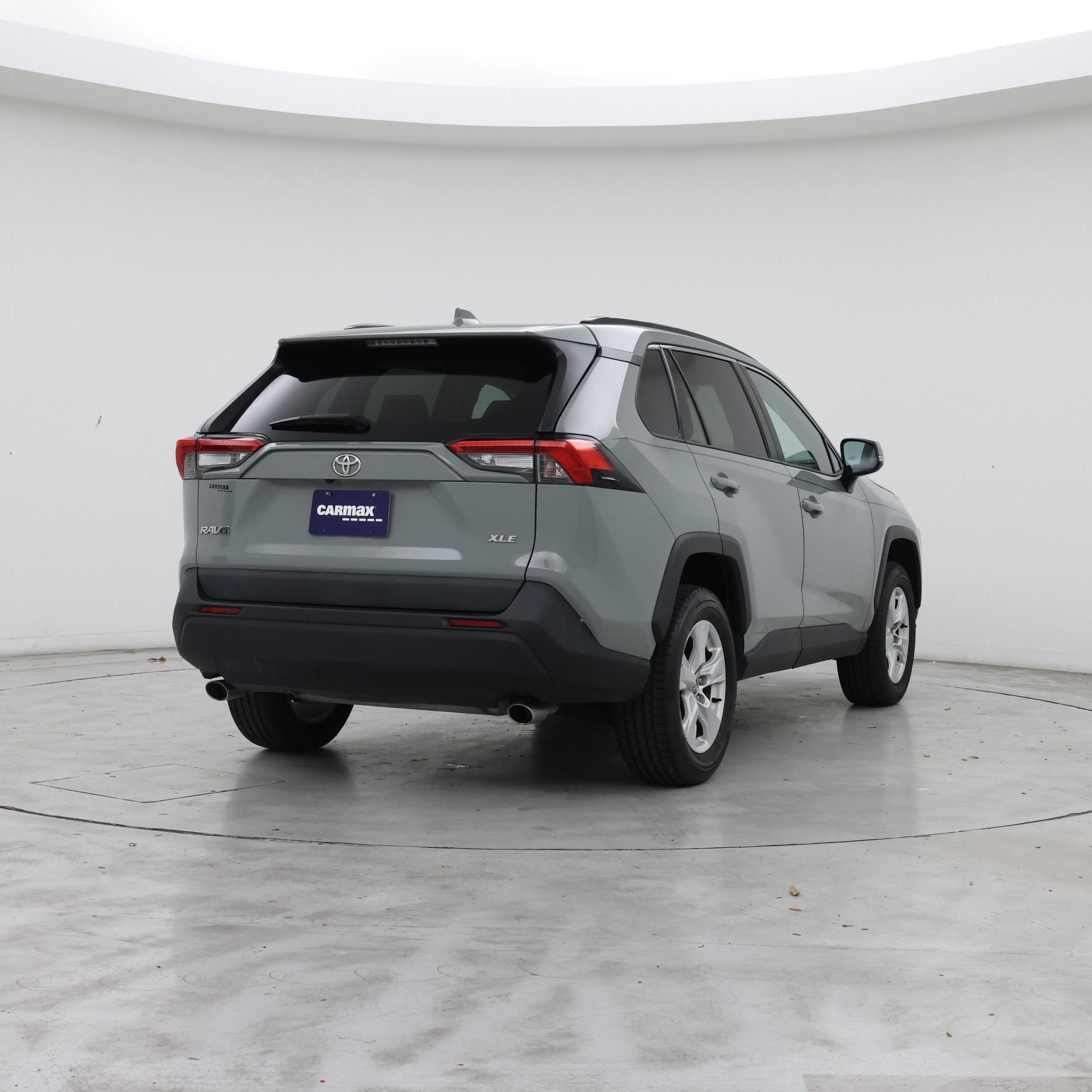 Thumbnail: 2020 Toyota RAV4 - 8