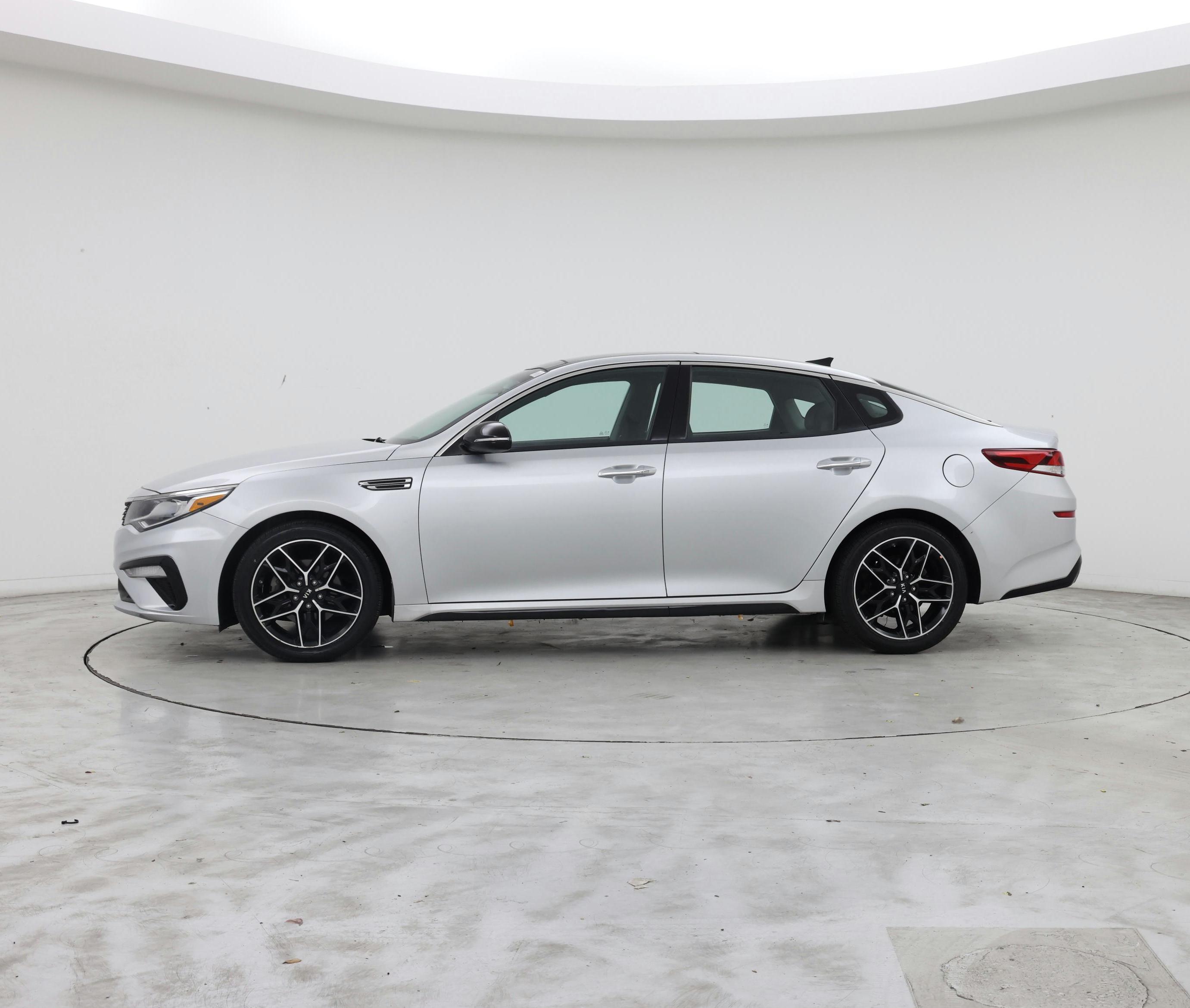 Thumbnail: 2020 Kia Optima - 3