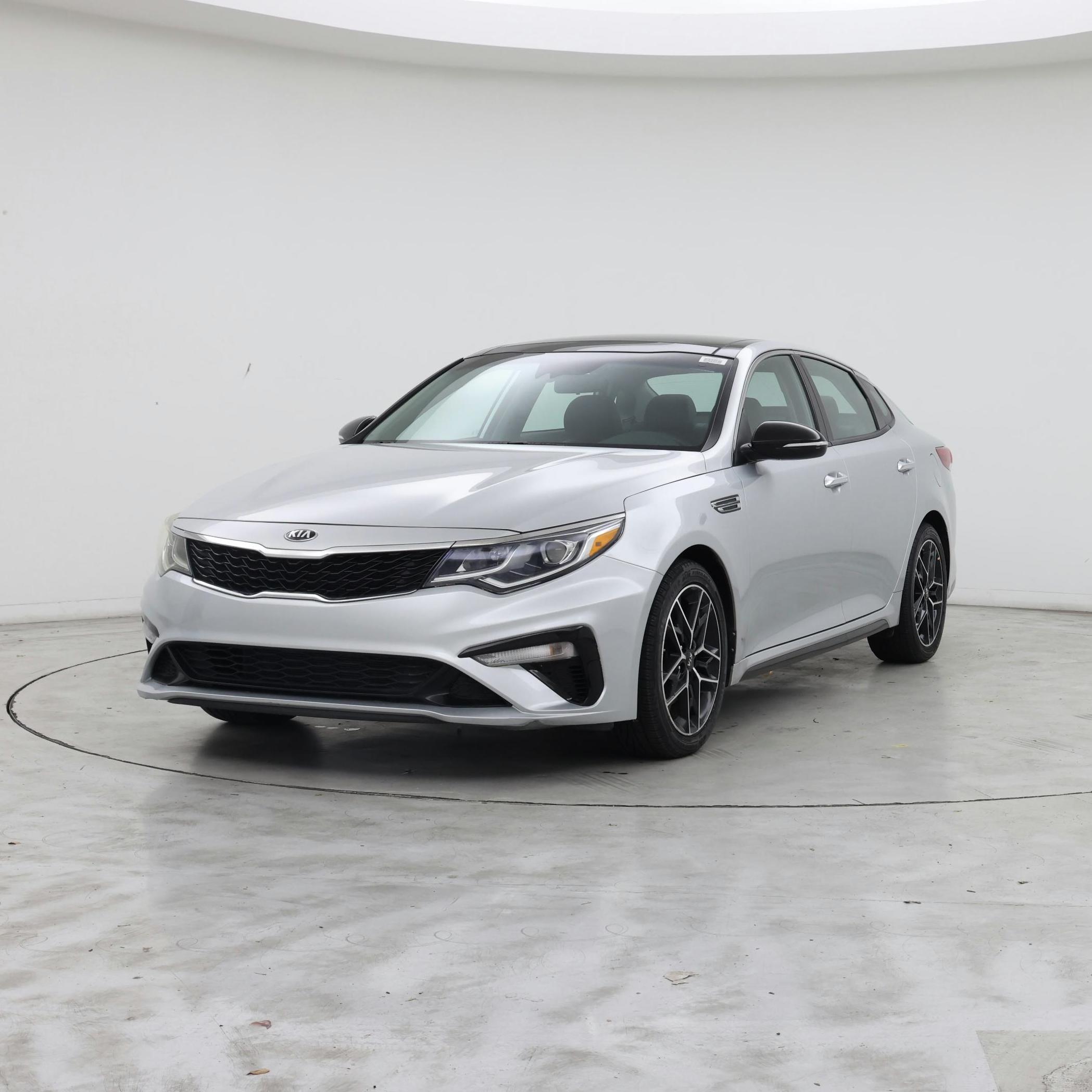 Thumbnail: 2020 Kia Optima - 4