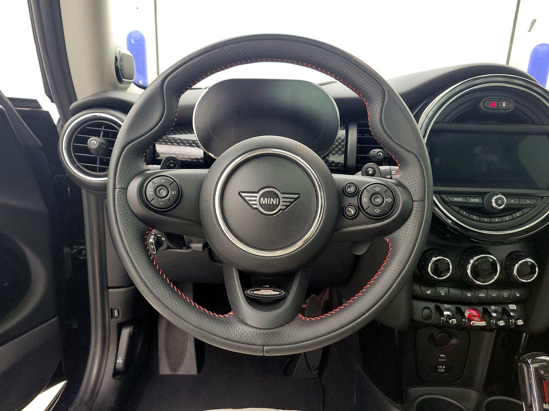 Thumbnail: 2021 MINI Cooper Hardtop - 10