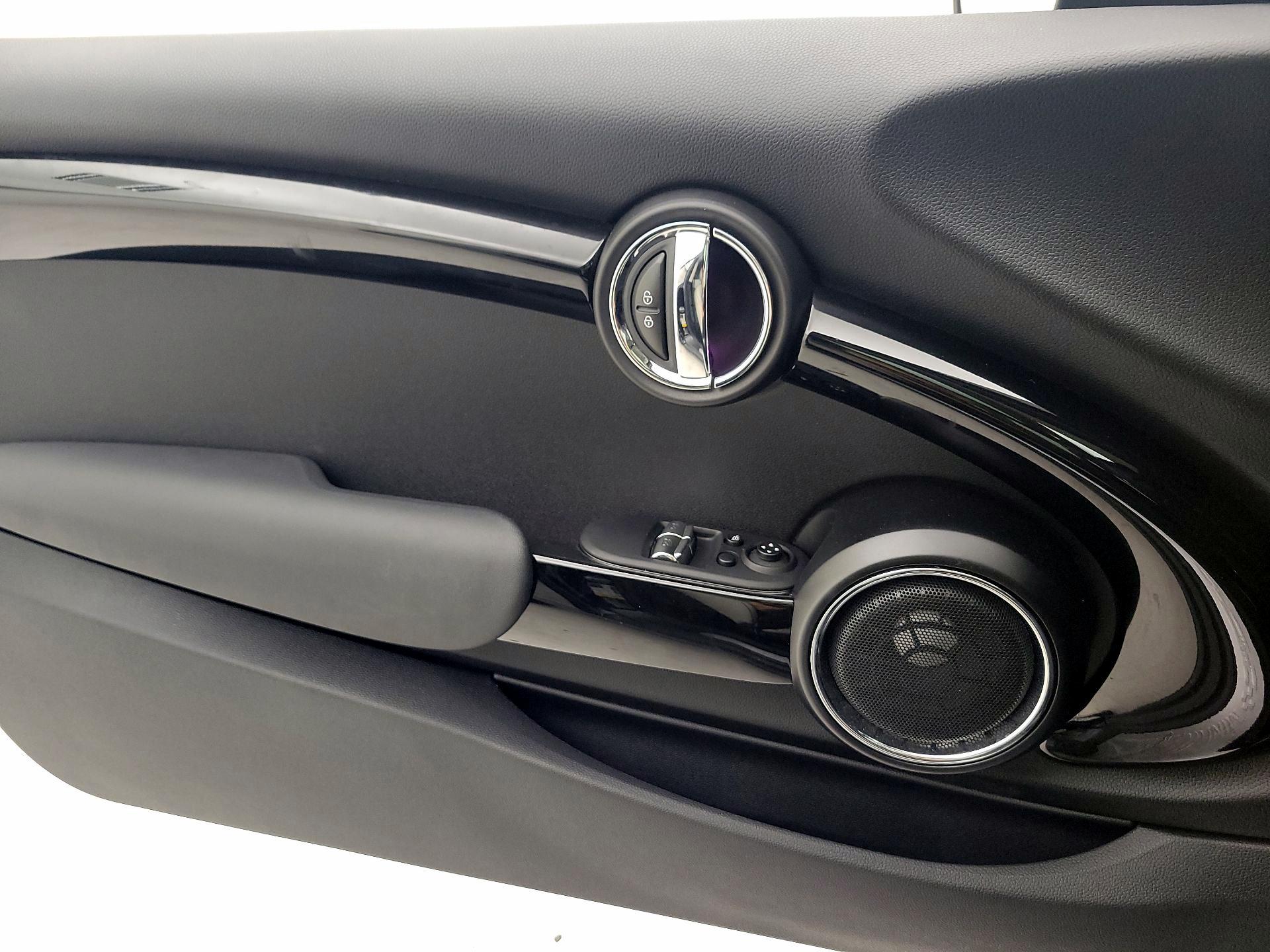 Thumbnail: 2021 MINI Cooper Hardtop - 12