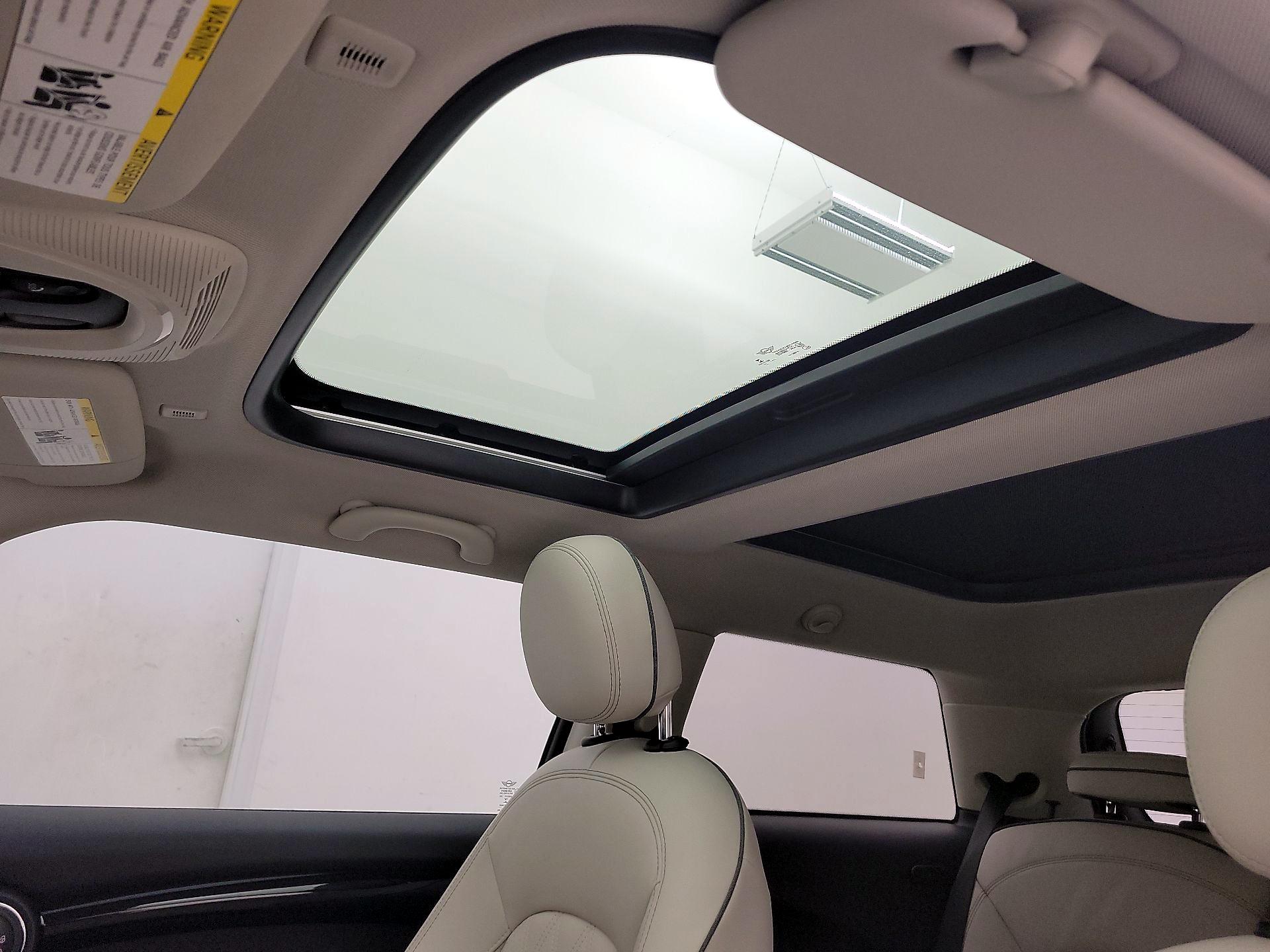 Thumbnail: 2021 MINI Cooper Hardtop - 19