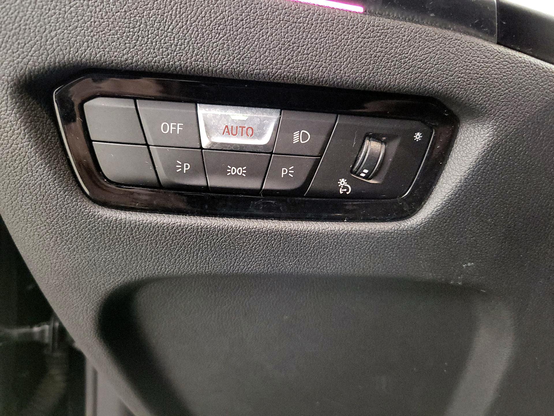 Thumbnail: 2024 BMW 4 Series - 13