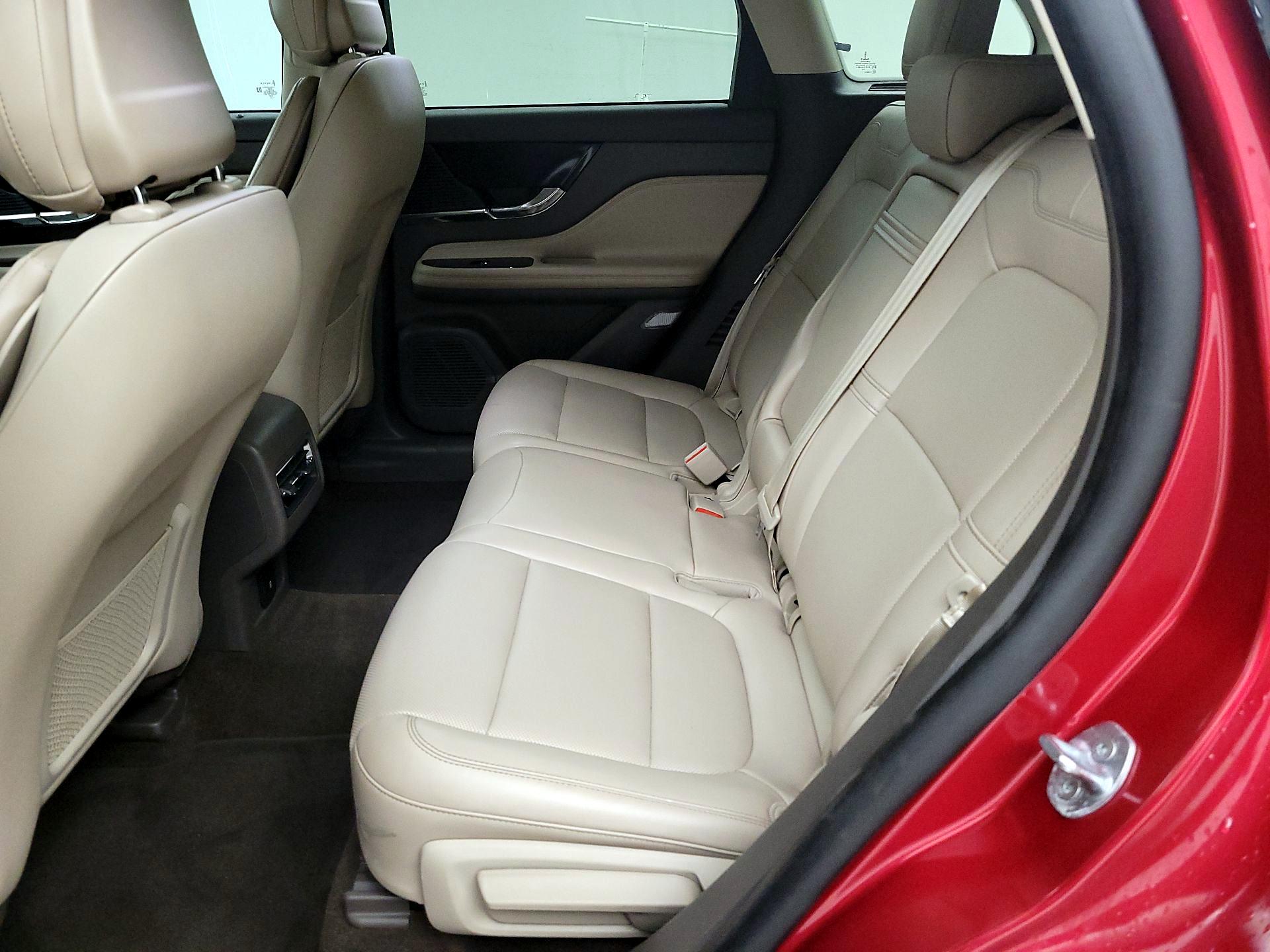 Thumbnail: 2020 Lincoln Corsair - 19