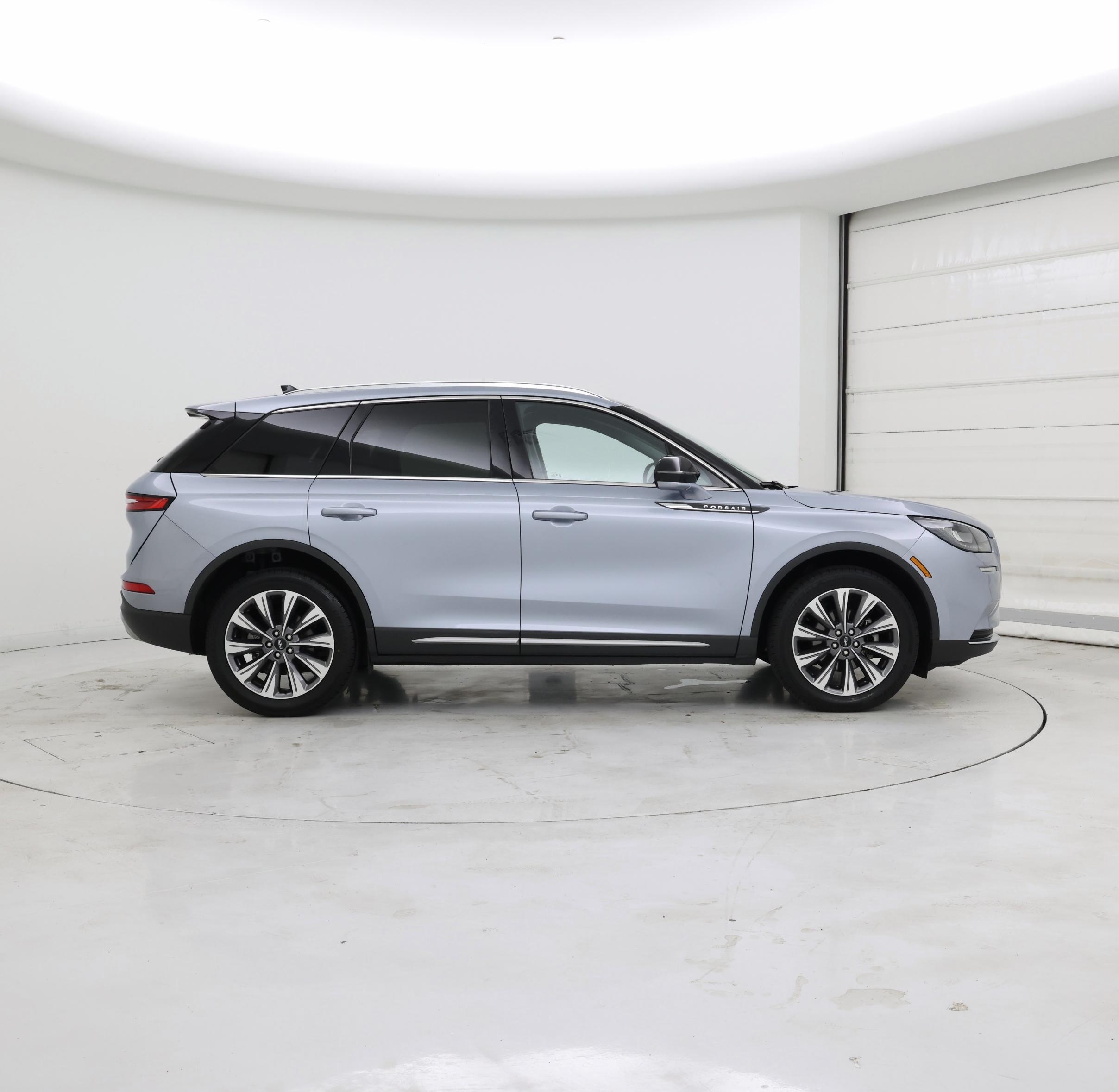 Thumbnail: 2022 Lincoln Corsair - 7