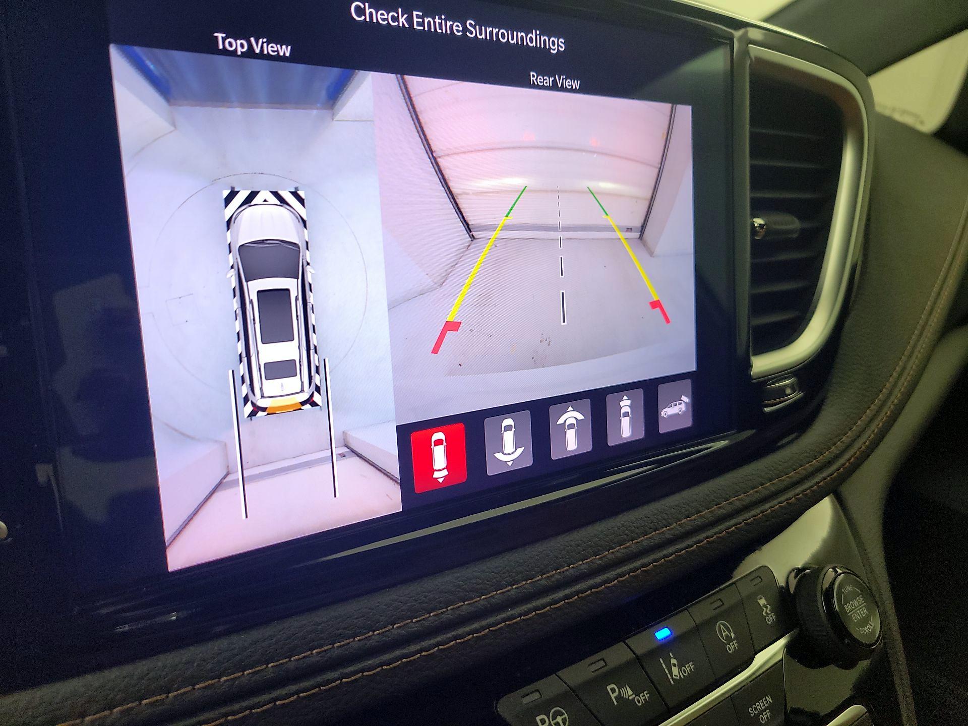 Thumbnail: 2022 Chrysler Pacifica - 15