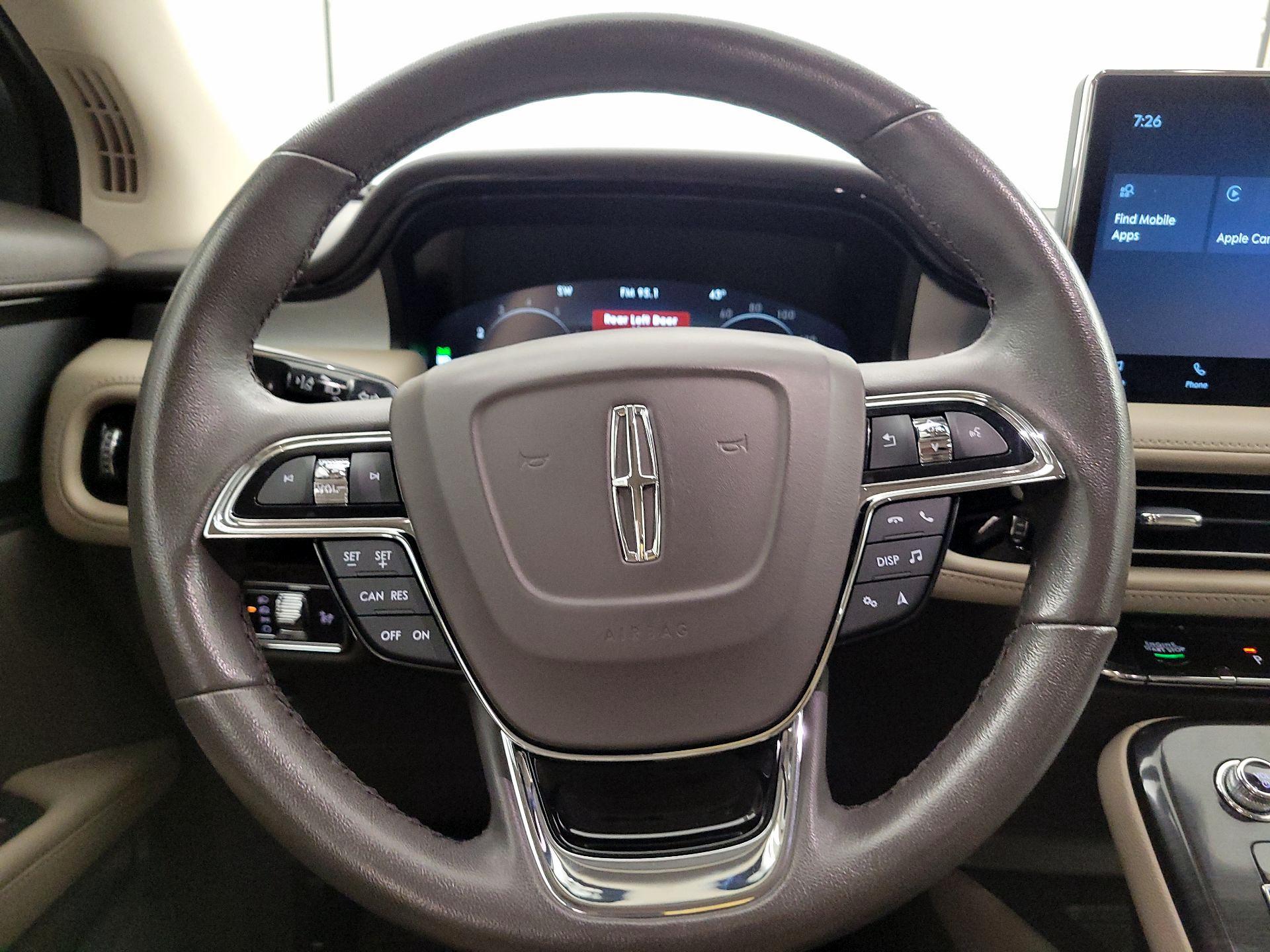 Thumbnail: 2022 Lincoln Nautilus - 10