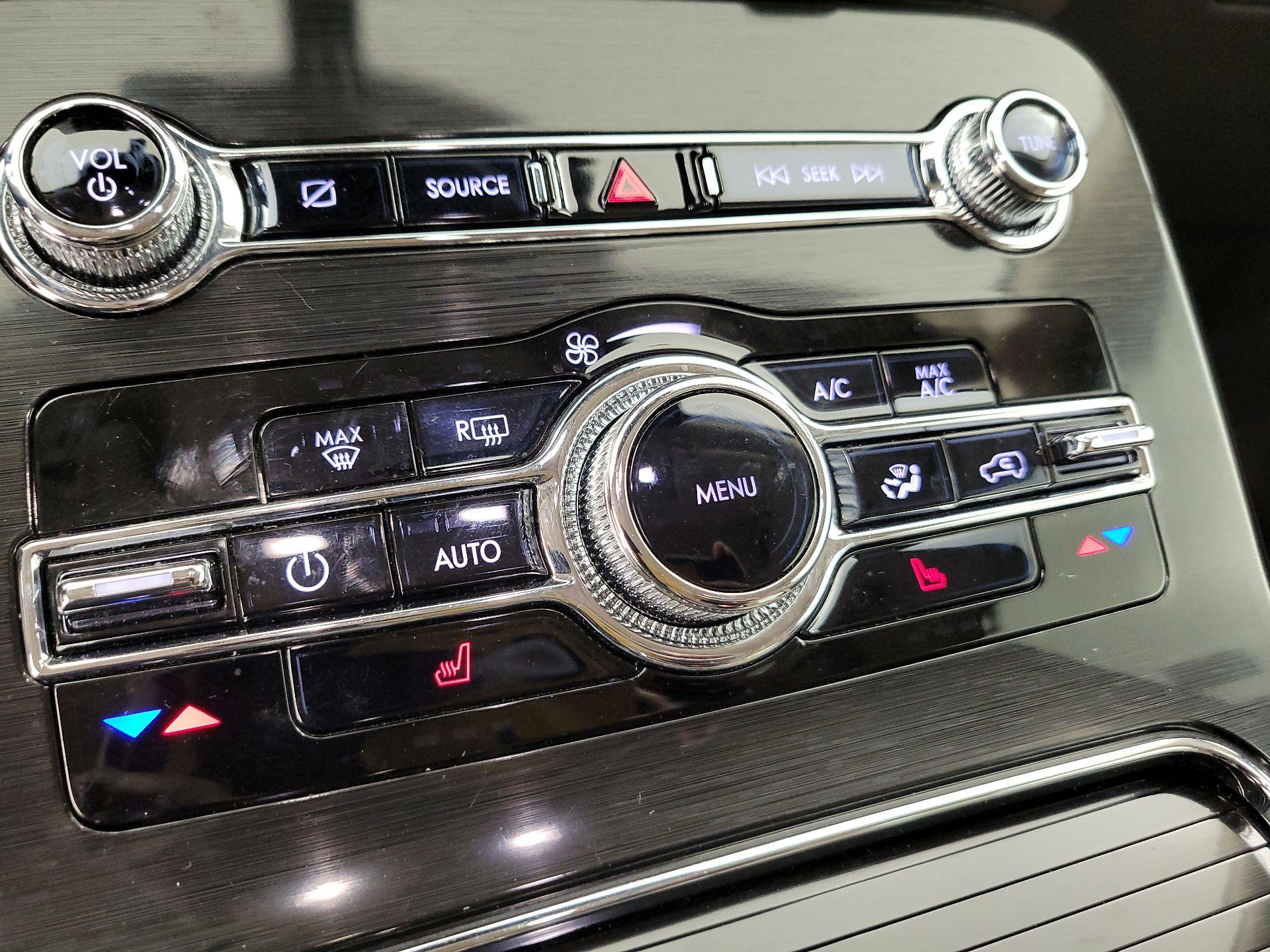 Thumbnail: 2022 Lincoln Nautilus - 16