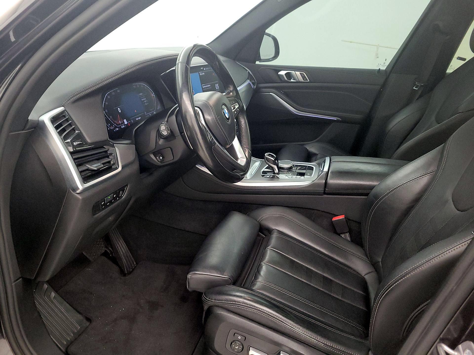 Thumbnail: 2022 BMW X5 - 11