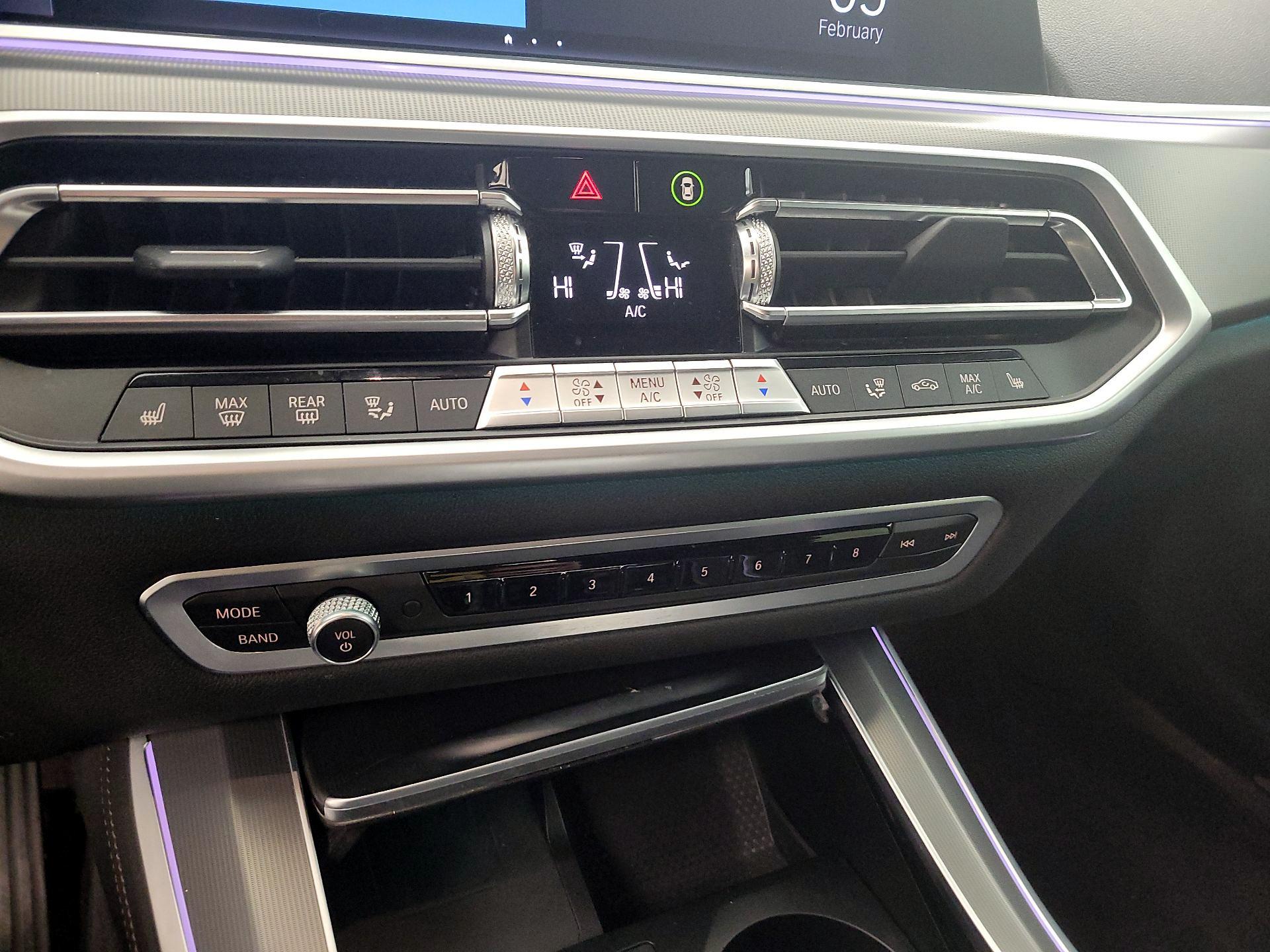 Thumbnail: 2022 BMW X5 - 16