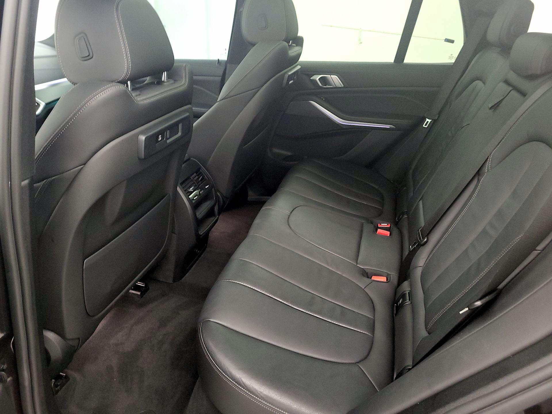 Thumbnail: 2022 BMW X5 - 20