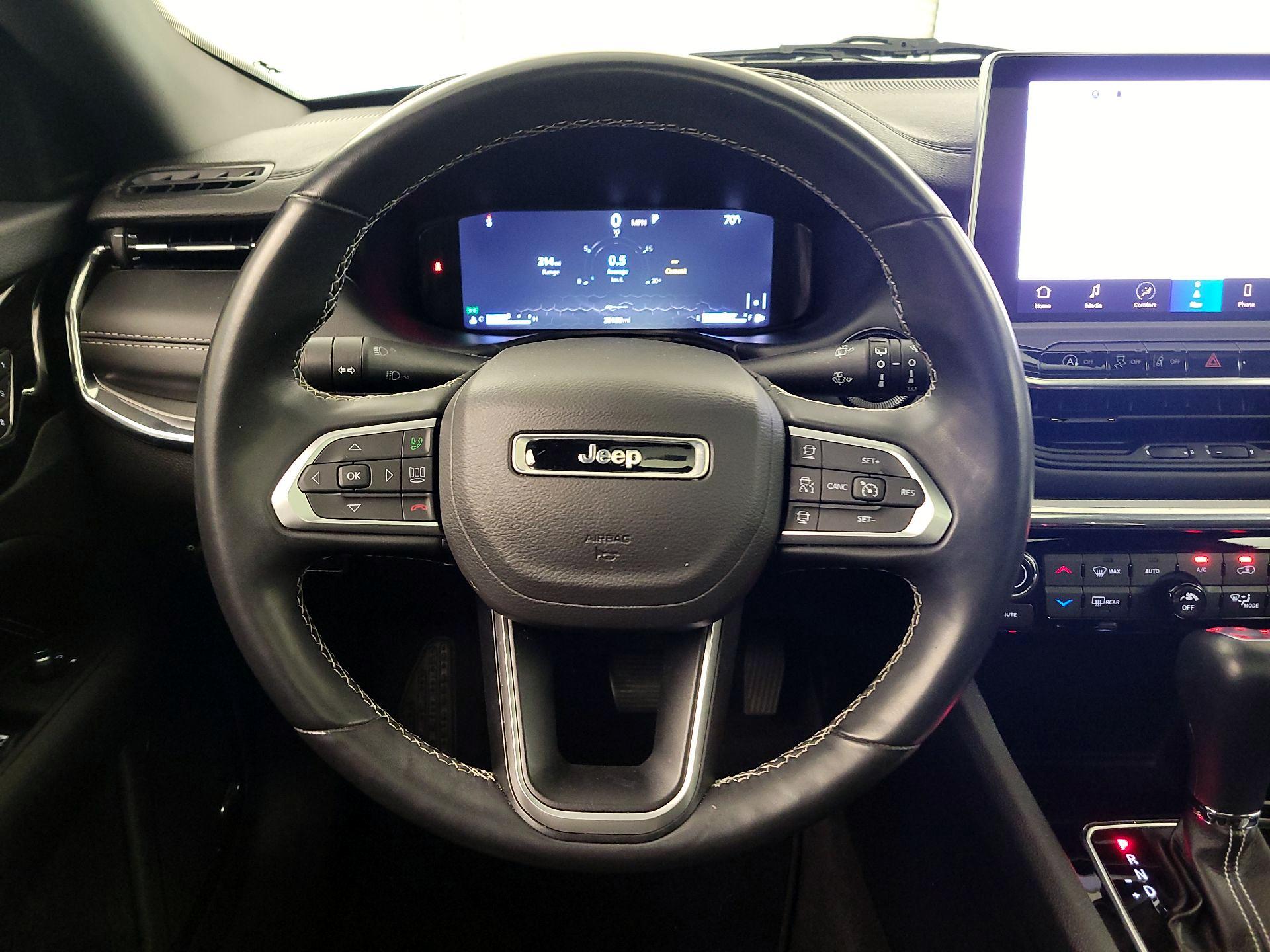 Thumbnail: 2022 Jeep Compass - 10