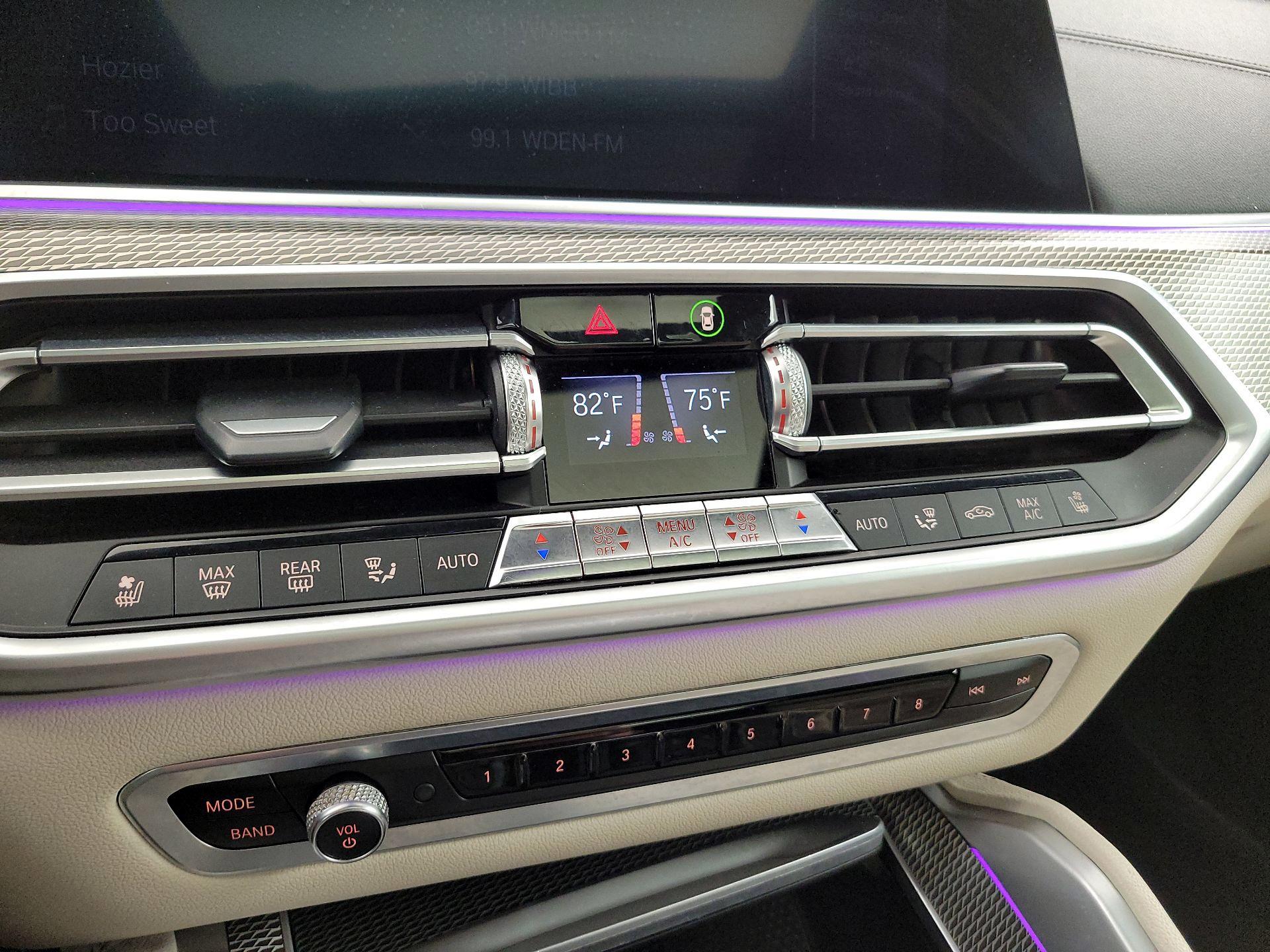 Thumbnail: 2021 BMW X6 - 17