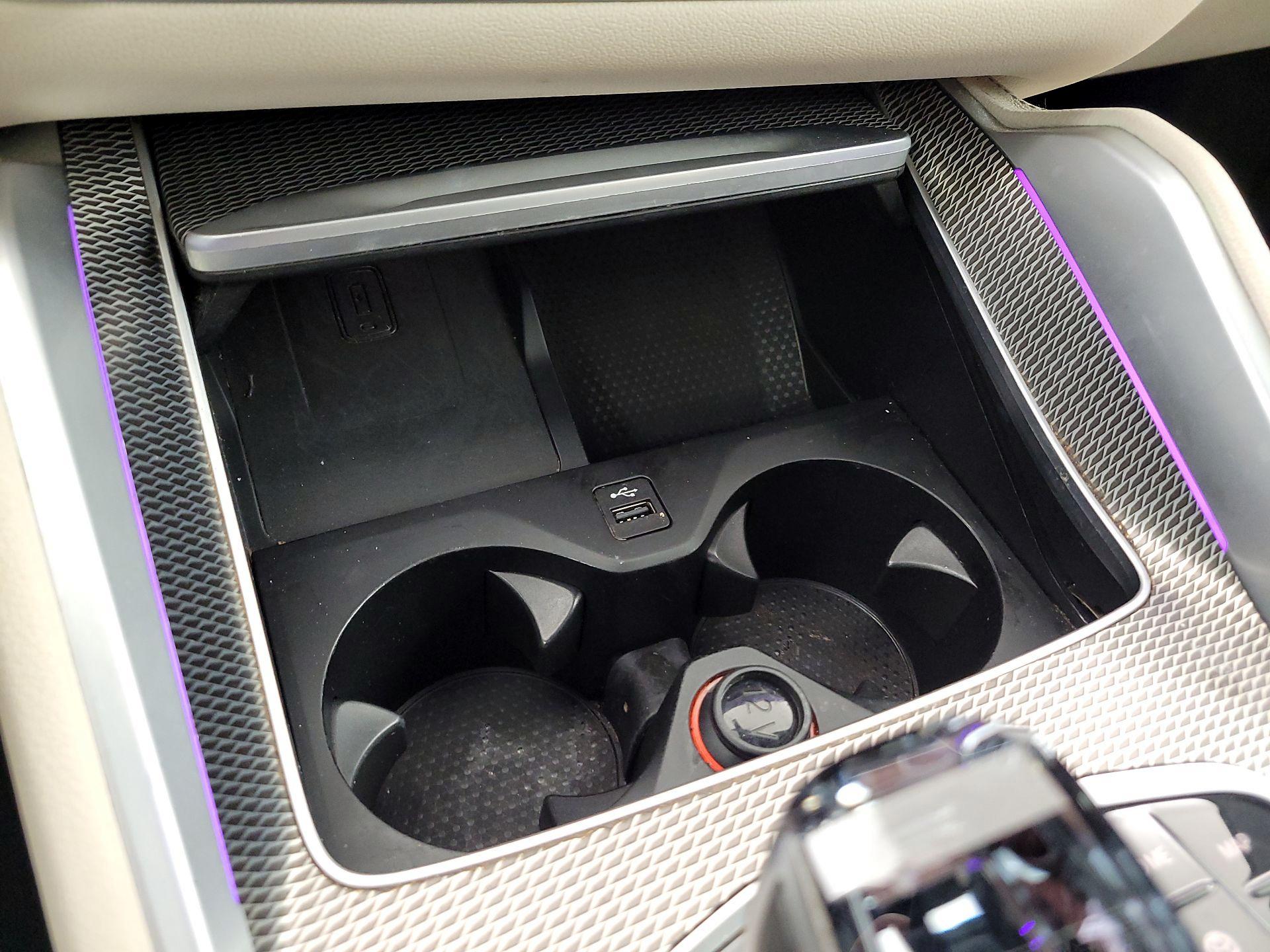 Thumbnail: 2021 BMW X6 - 19