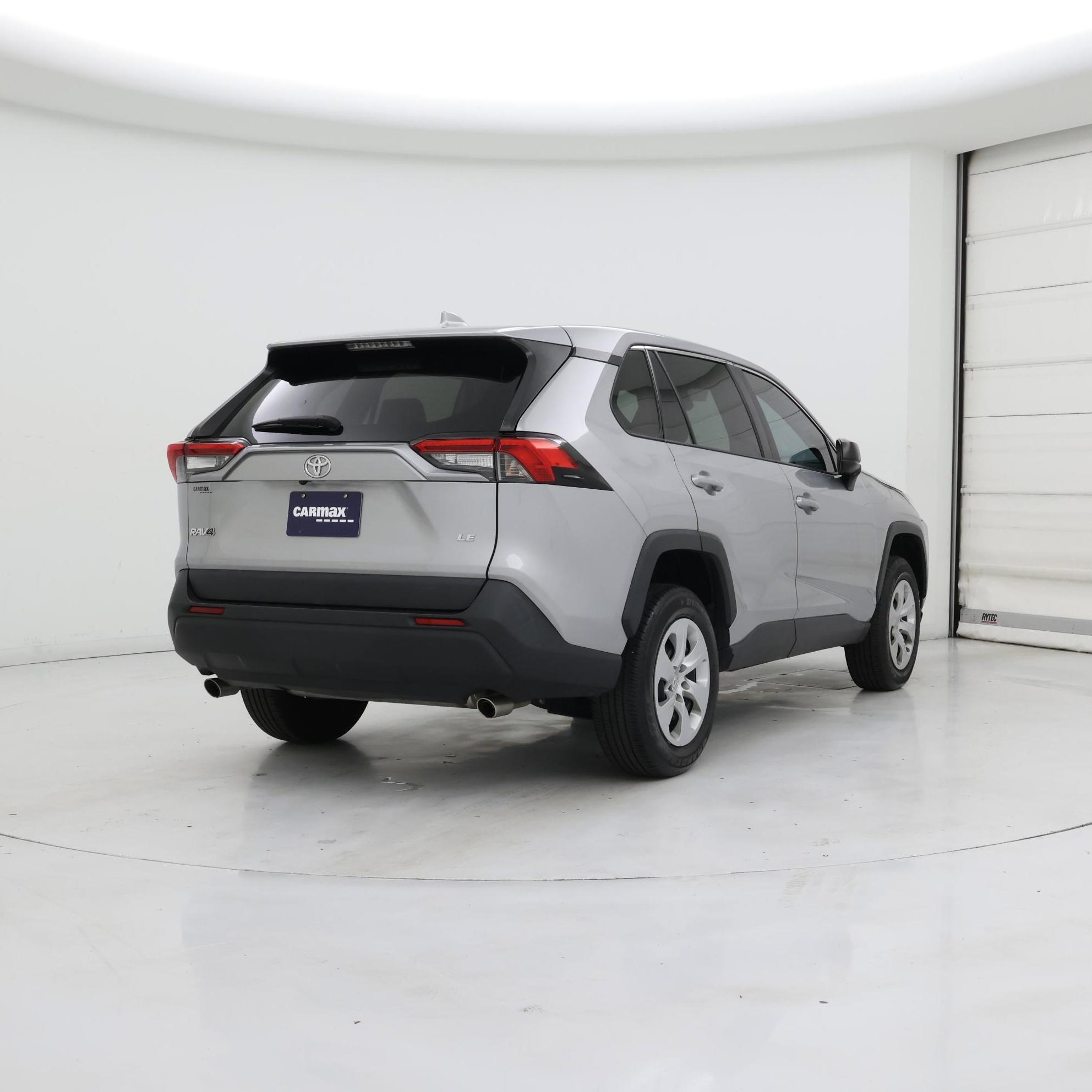 Thumbnail: 2022 Toyota RAV4 - 8