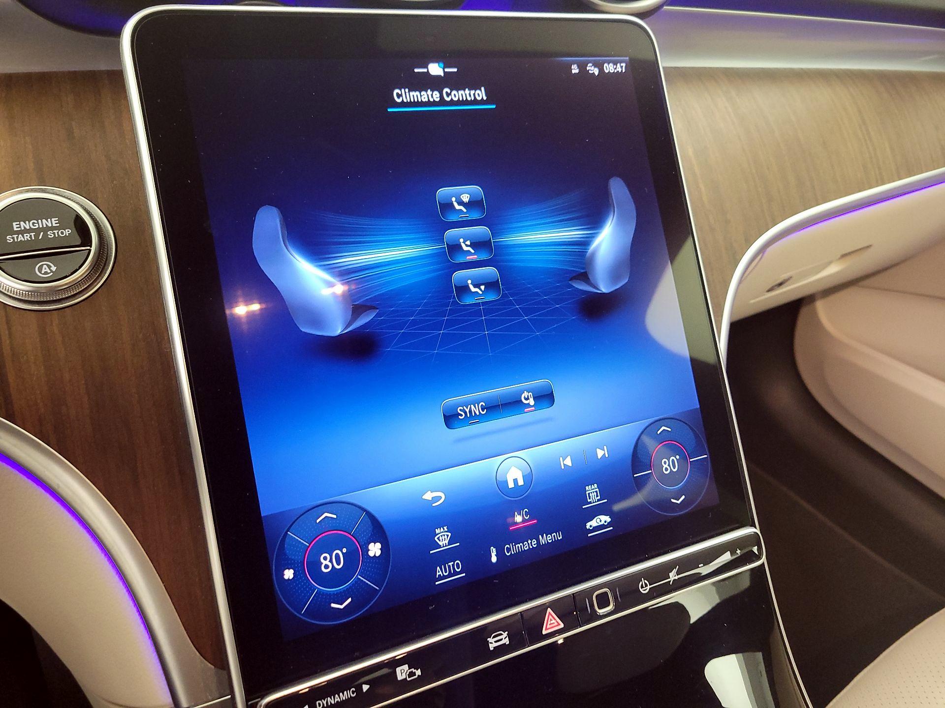 Thumbnail: 2022 Mercedes-Benz C-Class - 16