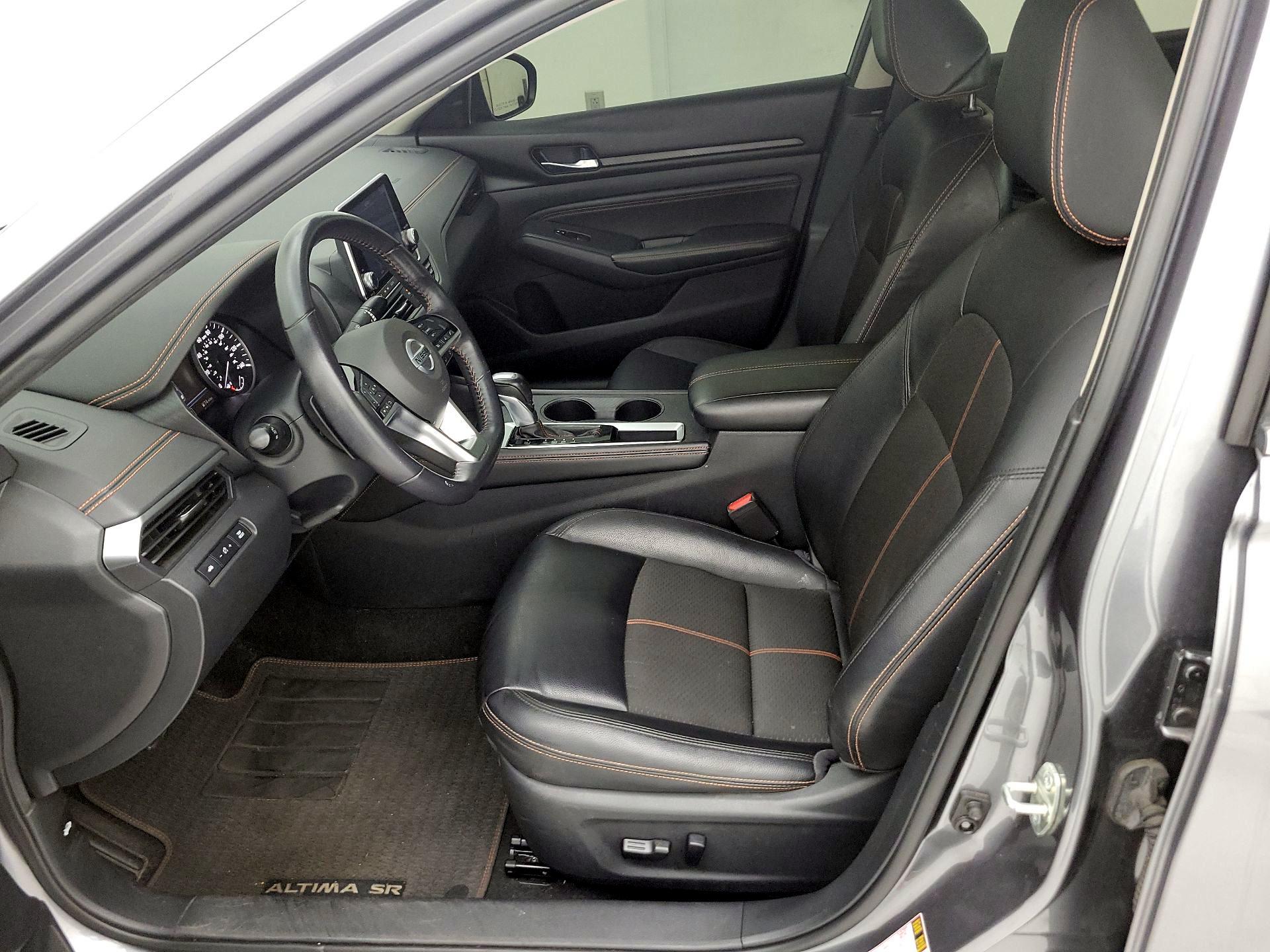 Thumbnail: 2020 Nissan Altima - 11